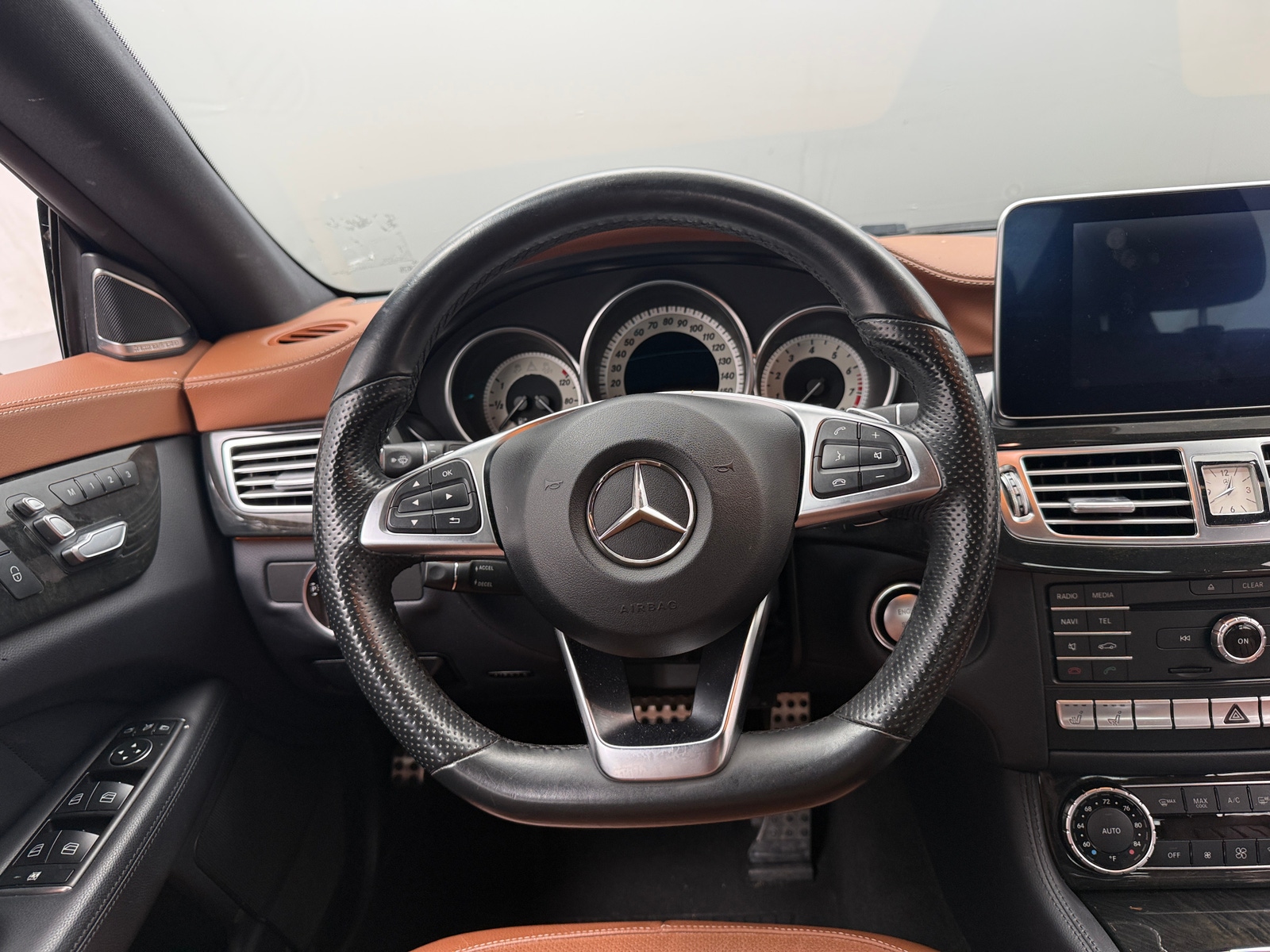 Thumbnail: 2016 Mercedes-Benz CLS - 4