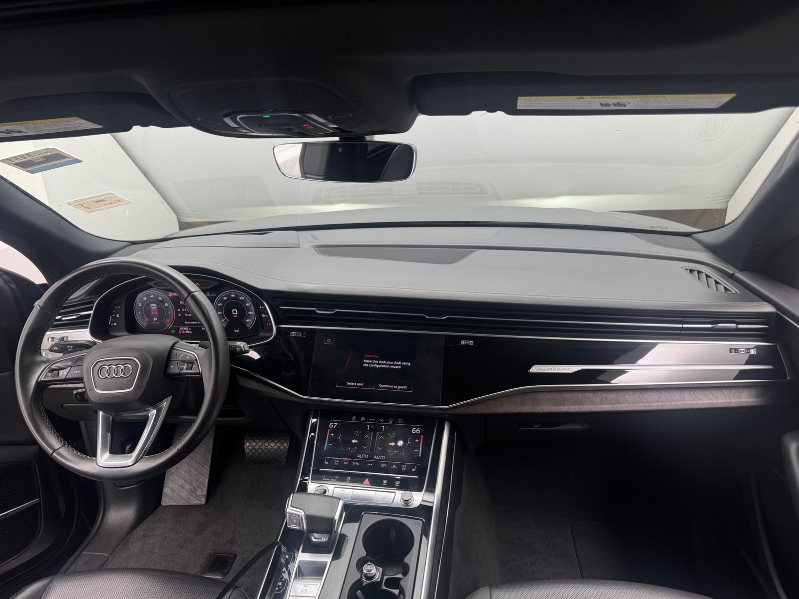 Thumbnail: 2021 Audi Q8 - 2