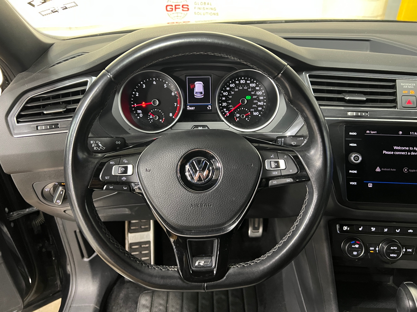 Thumbnail: 2021 Volkswagen Tiguan - 4