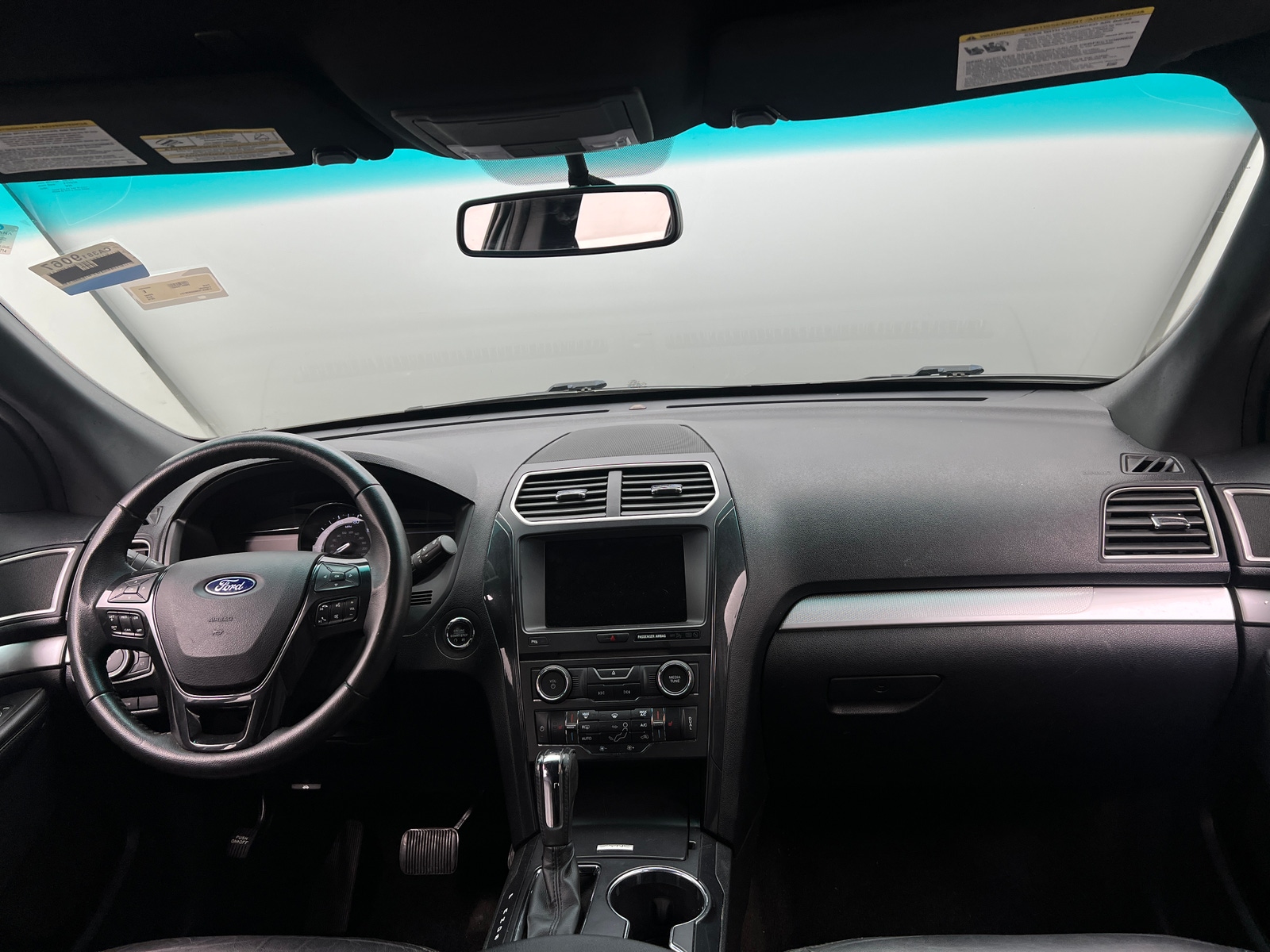 Thumbnail: 2016 Ford Explorer - 3