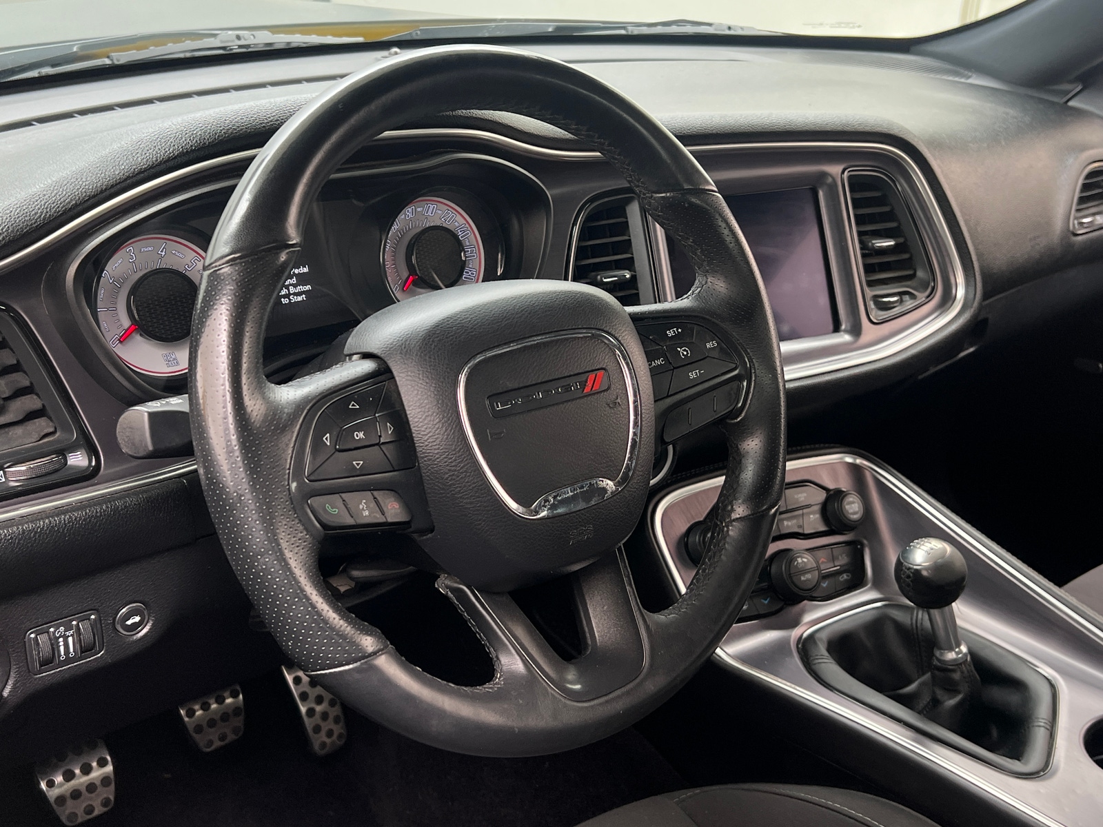 Thumbnail: 2017 Dodge Challenger - 4