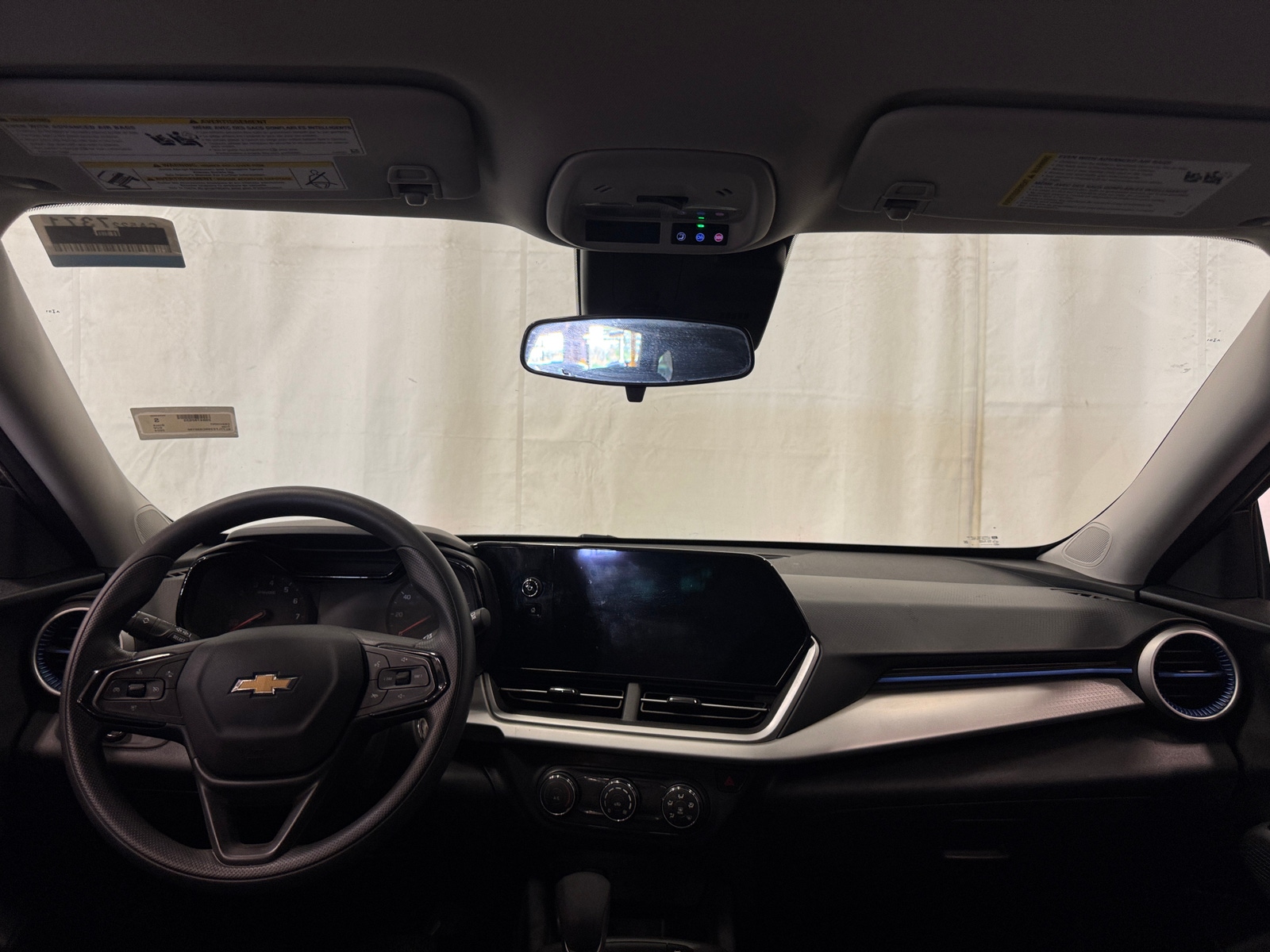 Thumbnail: 2024 Chevrolet Trax - 3