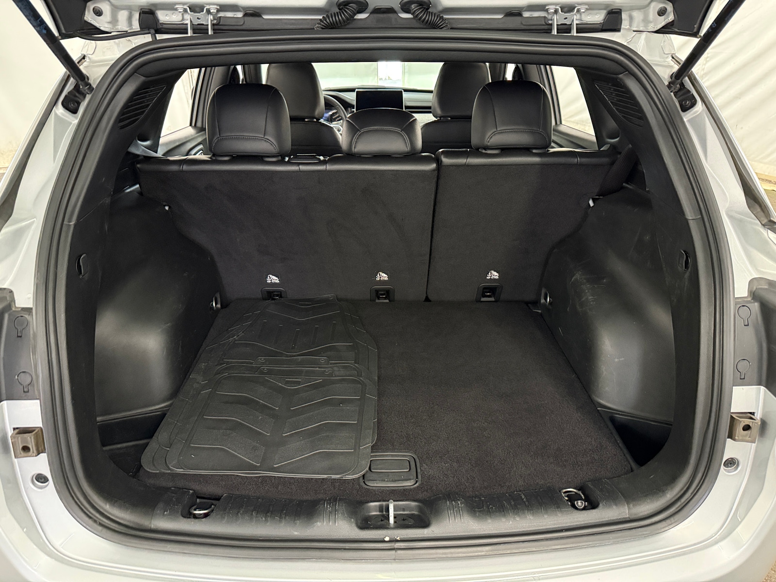 Thumbnail: 2024 Jeep Compass - 6