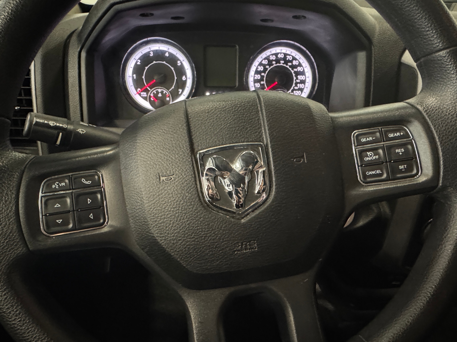 Thumbnail: 2021 RAM 1500 Classic - 5