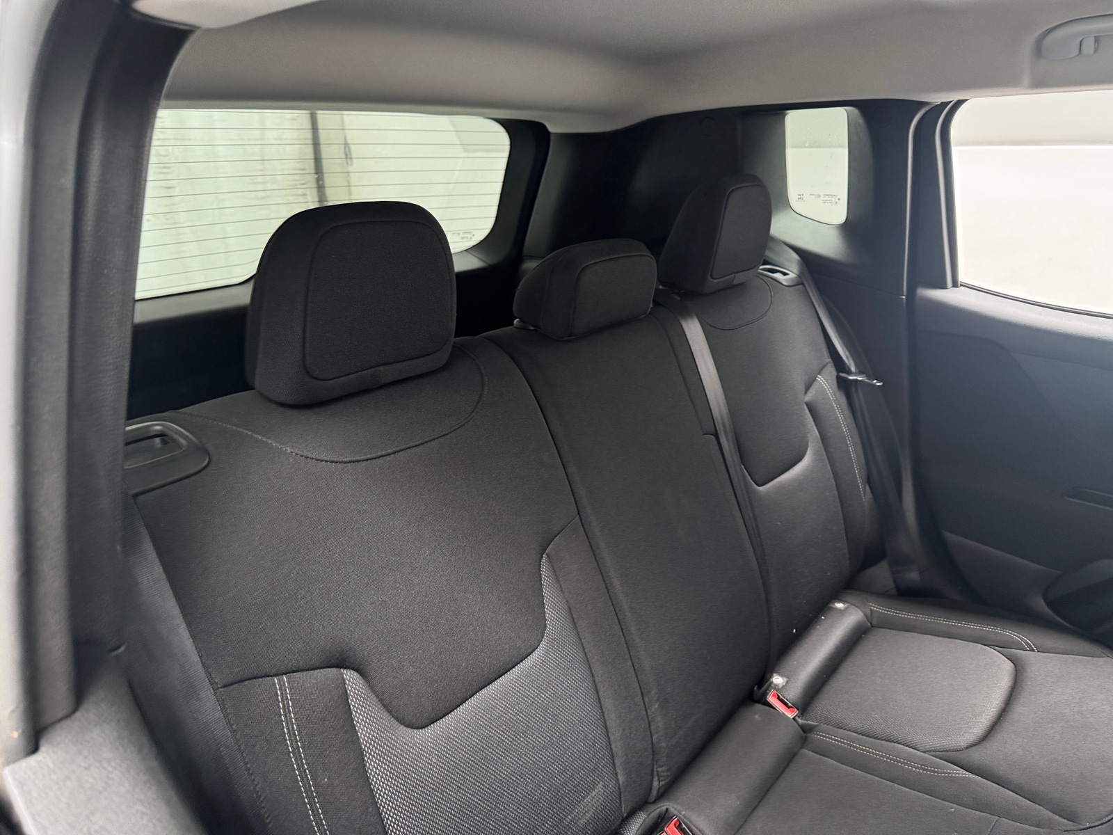 Thumbnail: 2021 Jeep Renegade - 6