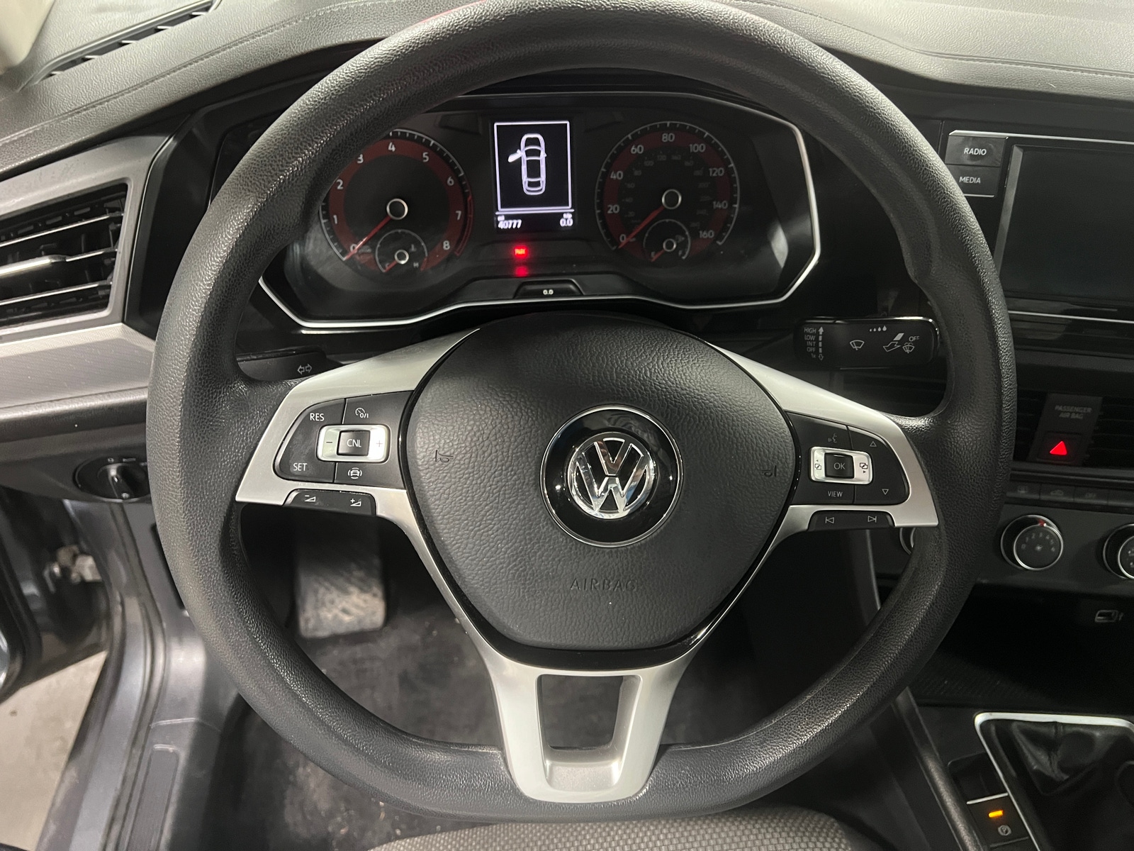 Thumbnail: 2019 Volkswagen Jetta - 5