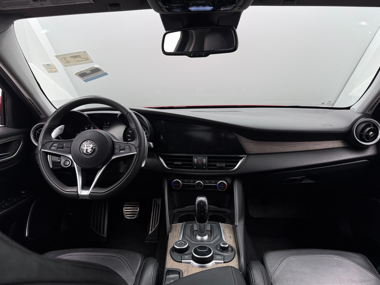 Thumbnail: 2017 Alfa Romeo Giulia - 2
