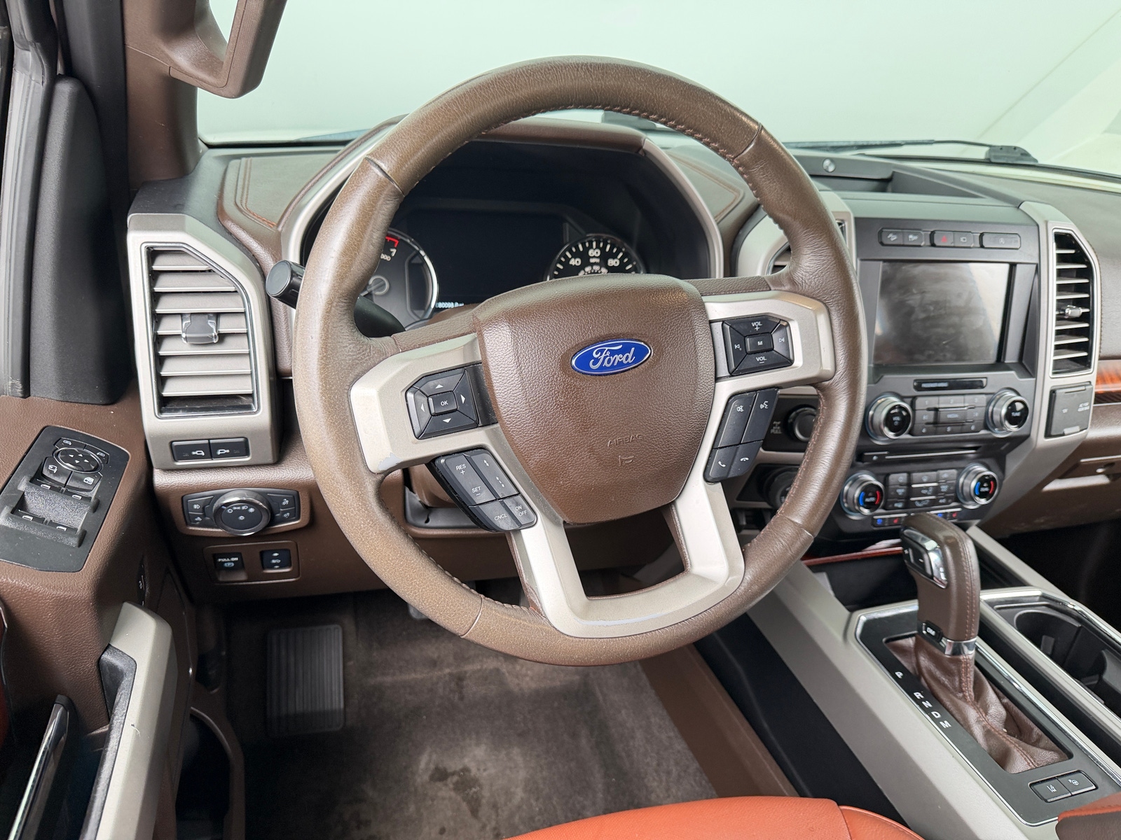 Thumbnail: 2018 Ford Econoline - 4