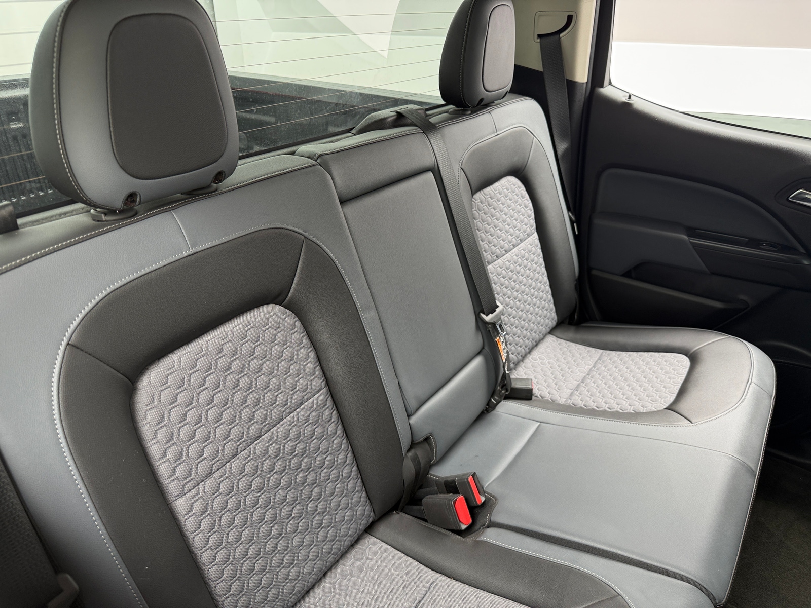 Thumbnail: 2015 Chevrolet Colorado - 6