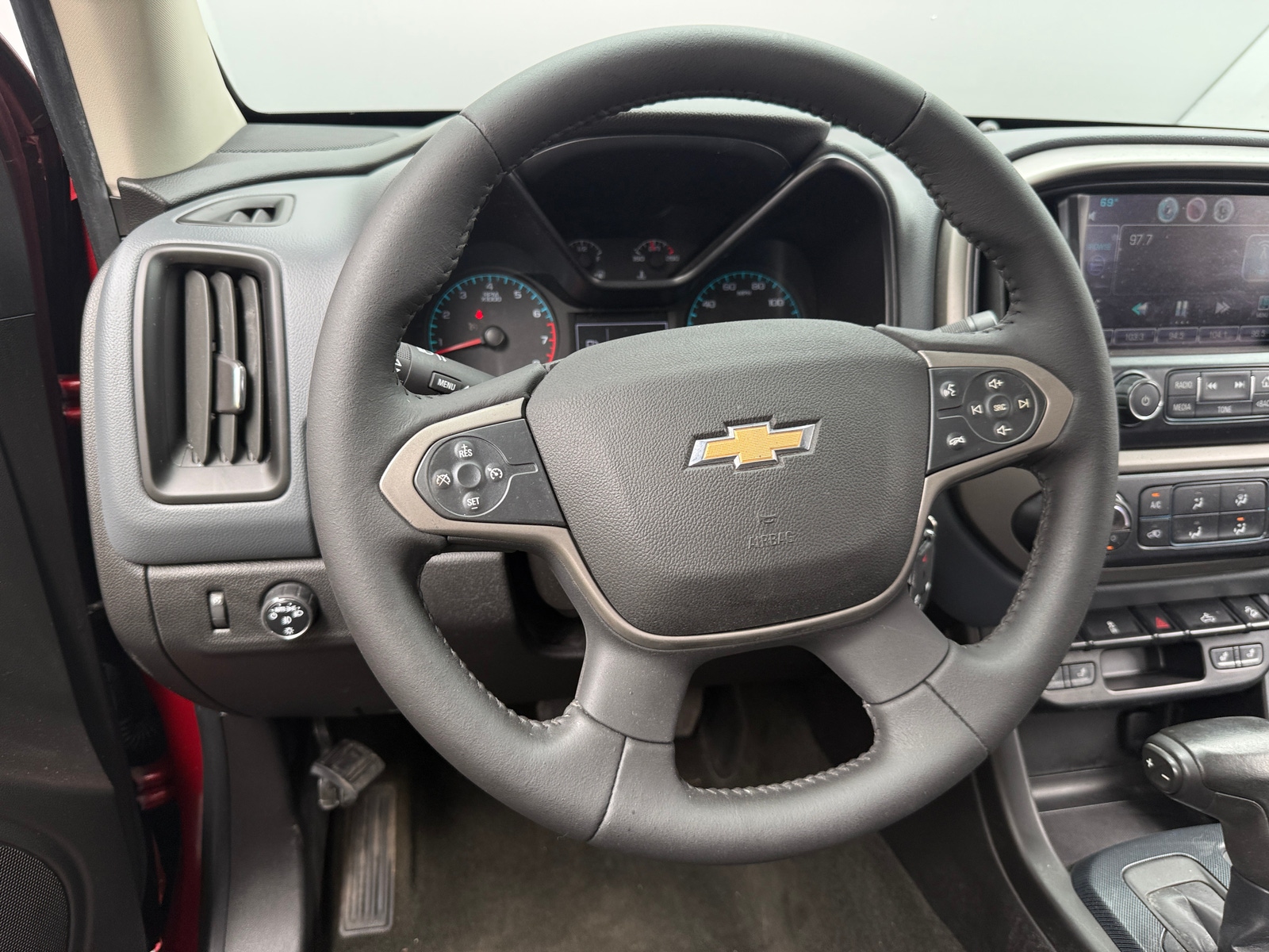 Thumbnail: 2015 Chevrolet Colorado - 5