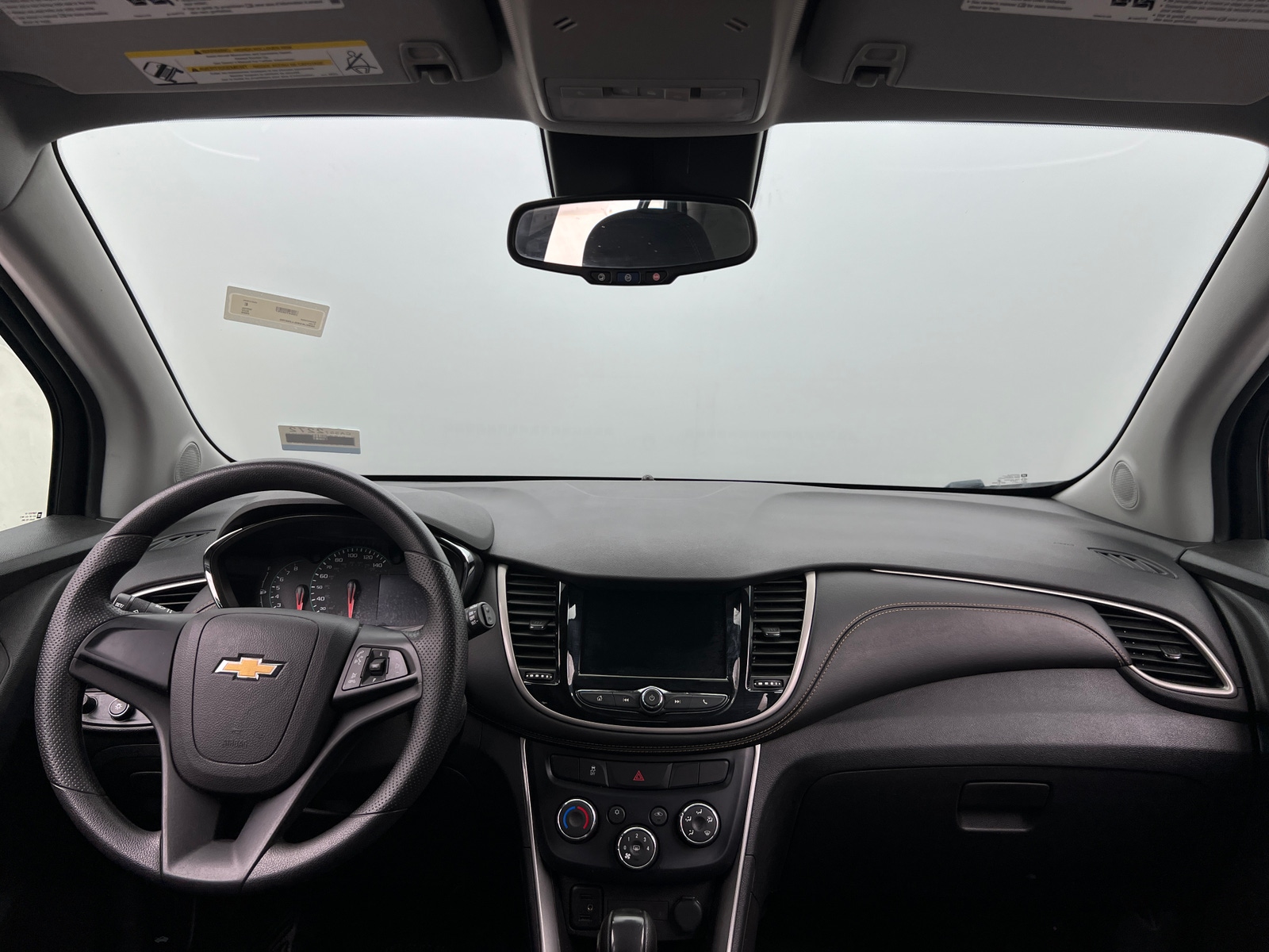 Thumbnail: 2020 Chevrolet Trax - 3