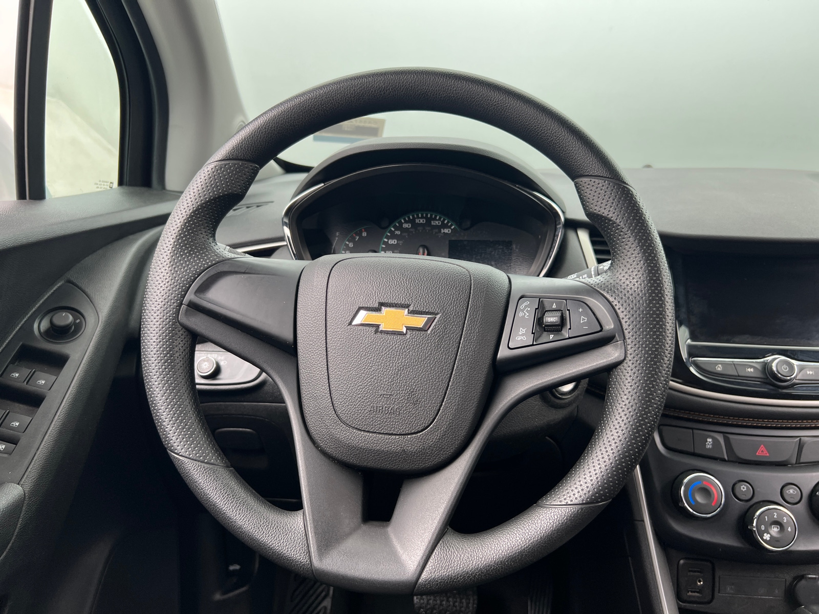 Thumbnail: 2020 Chevrolet Trax - 5