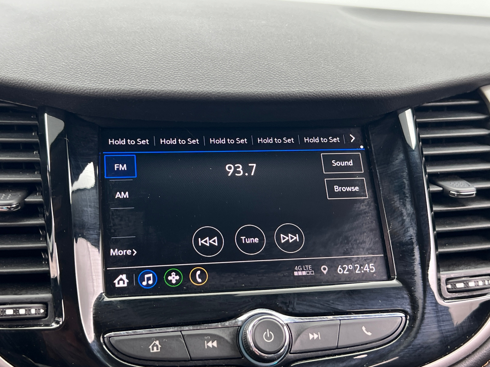 Thumbnail: 2020 Chevrolet Trax - 4