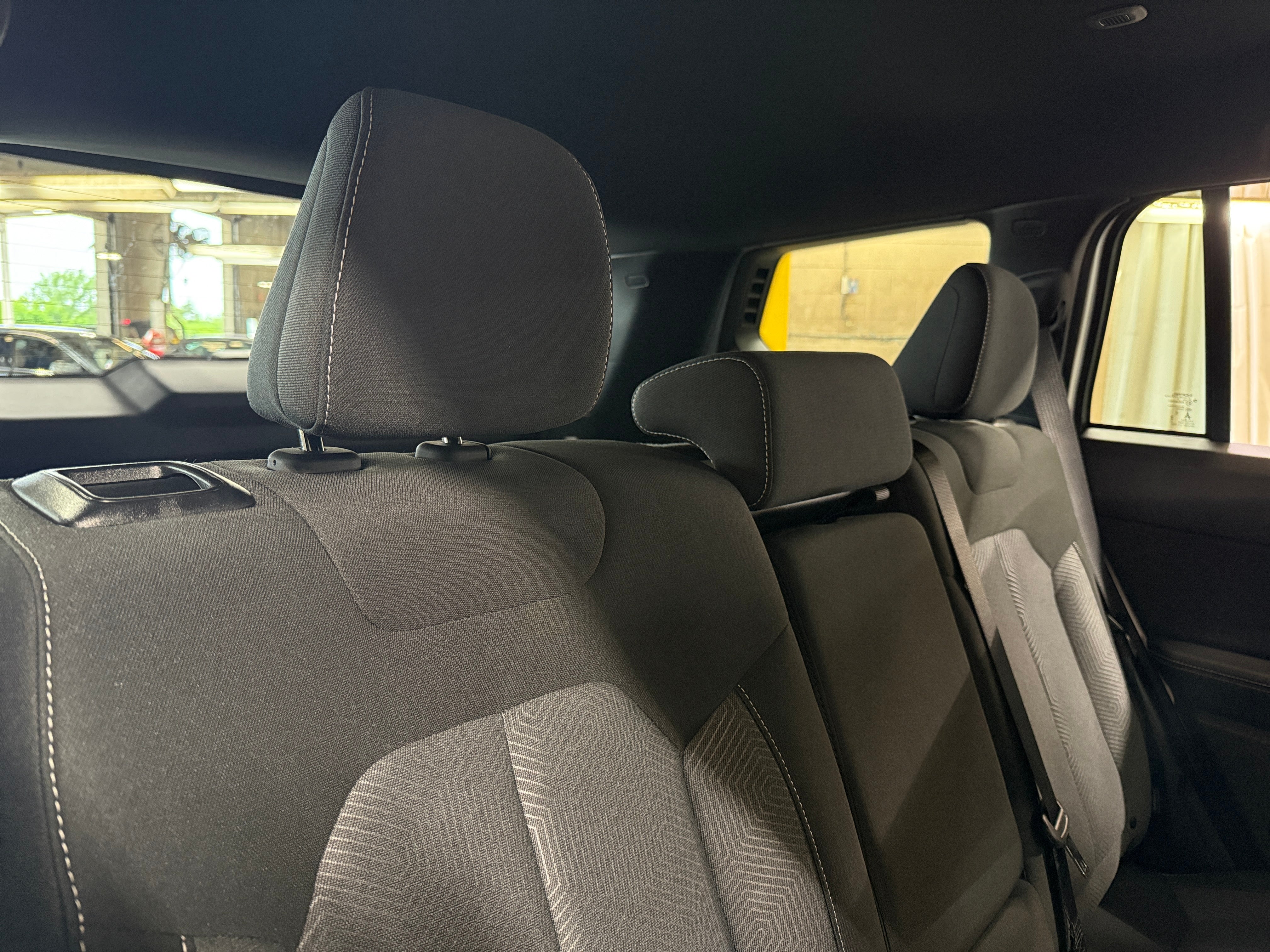 2026 Jeep Cherokee Laredo - Photo 6
