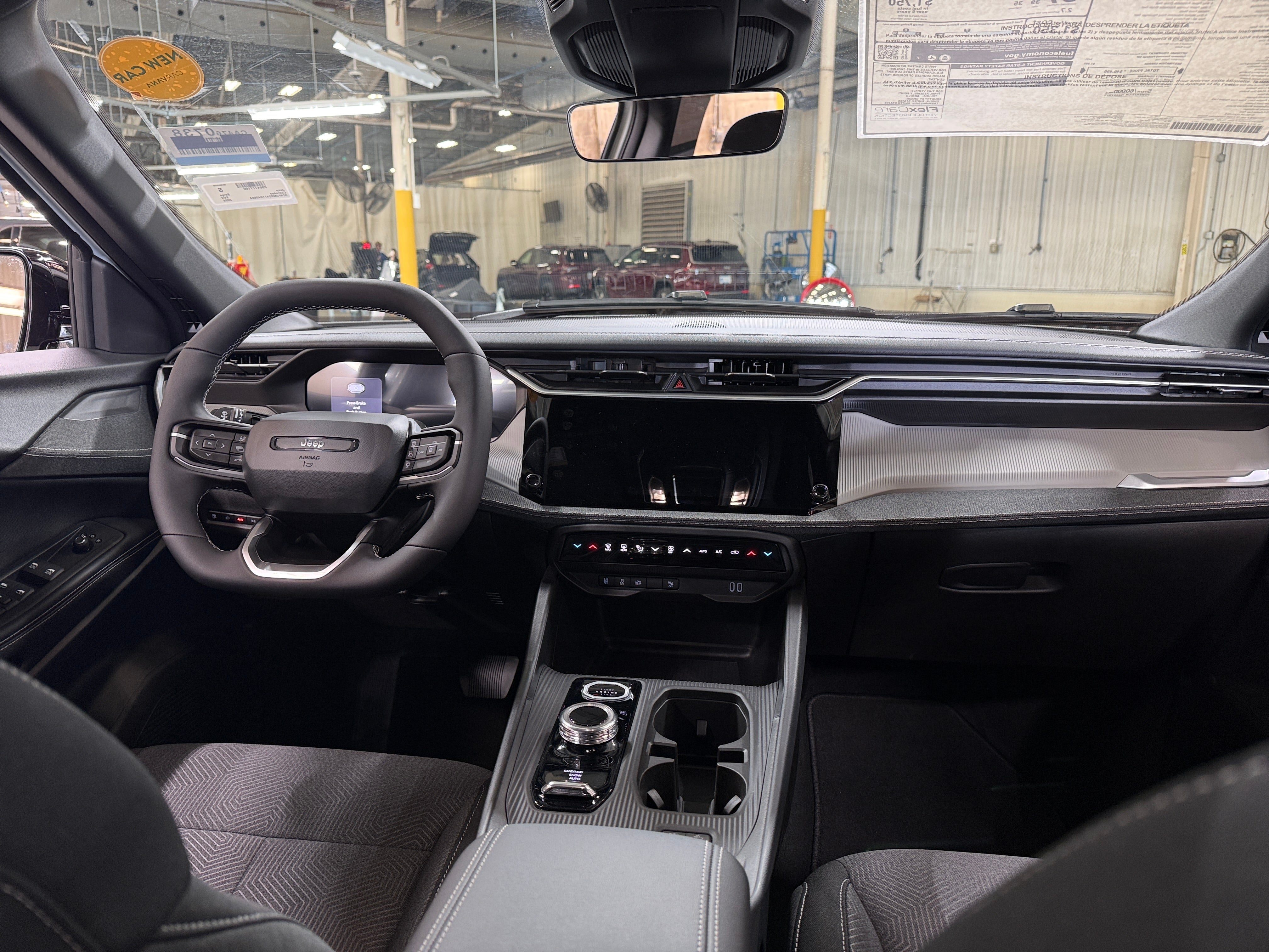 2026 Jeep Cherokee Laredo - Photo 10