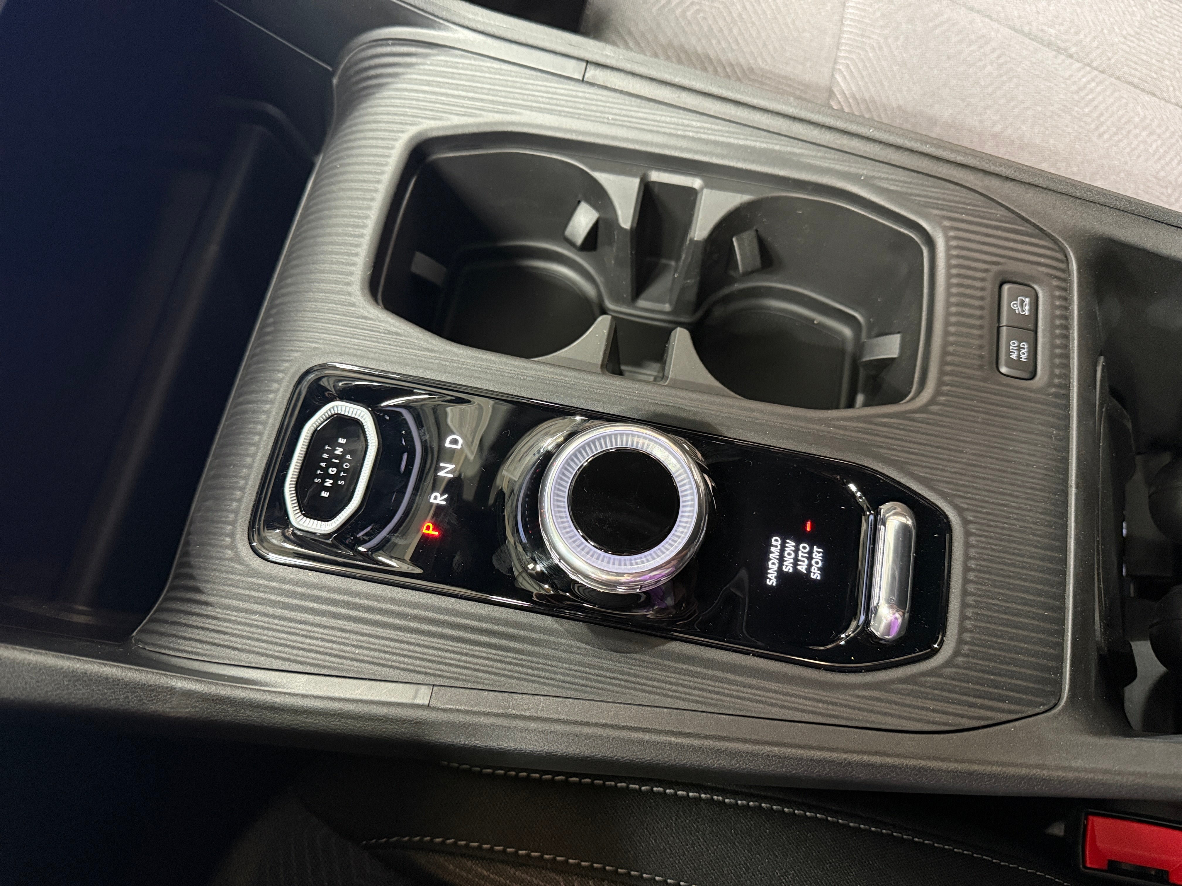 2026 Jeep Cherokee Laredo - Photo 5