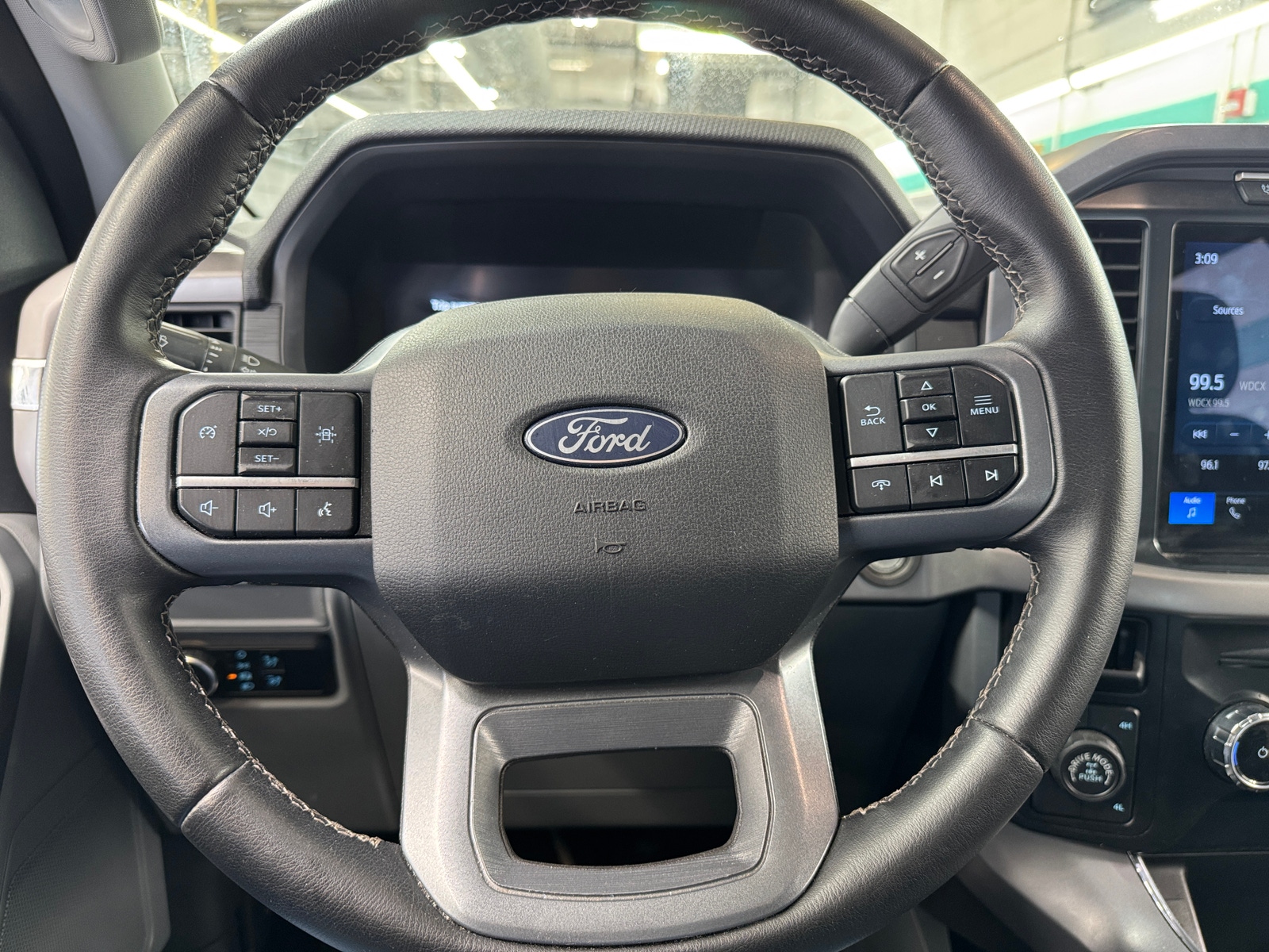 Thumbnail: 2024 Ford Econoline - 5
