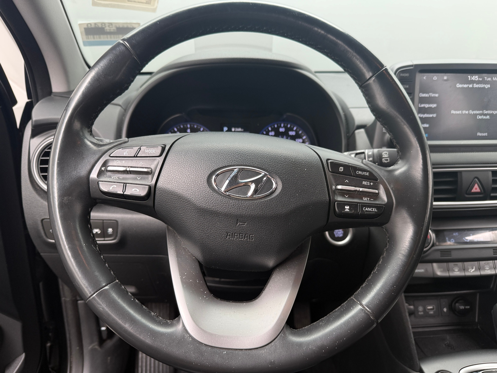 Thumbnail: 2020 Hyundai Kona - 4