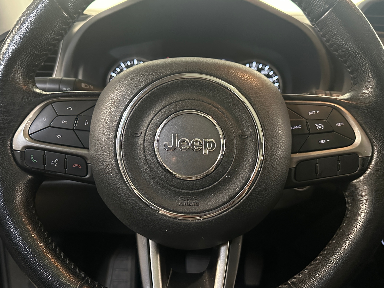 Thumbnail: 2022 Jeep Renegade - 4