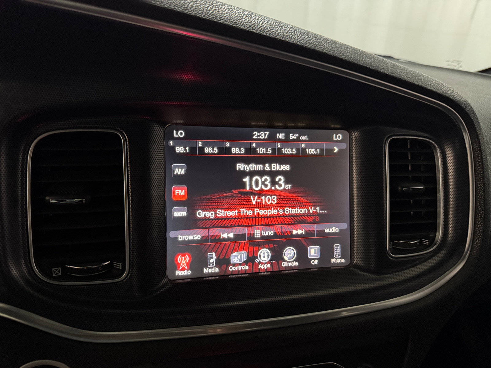 Thumbnail: 2015 Dodge Charger - 4