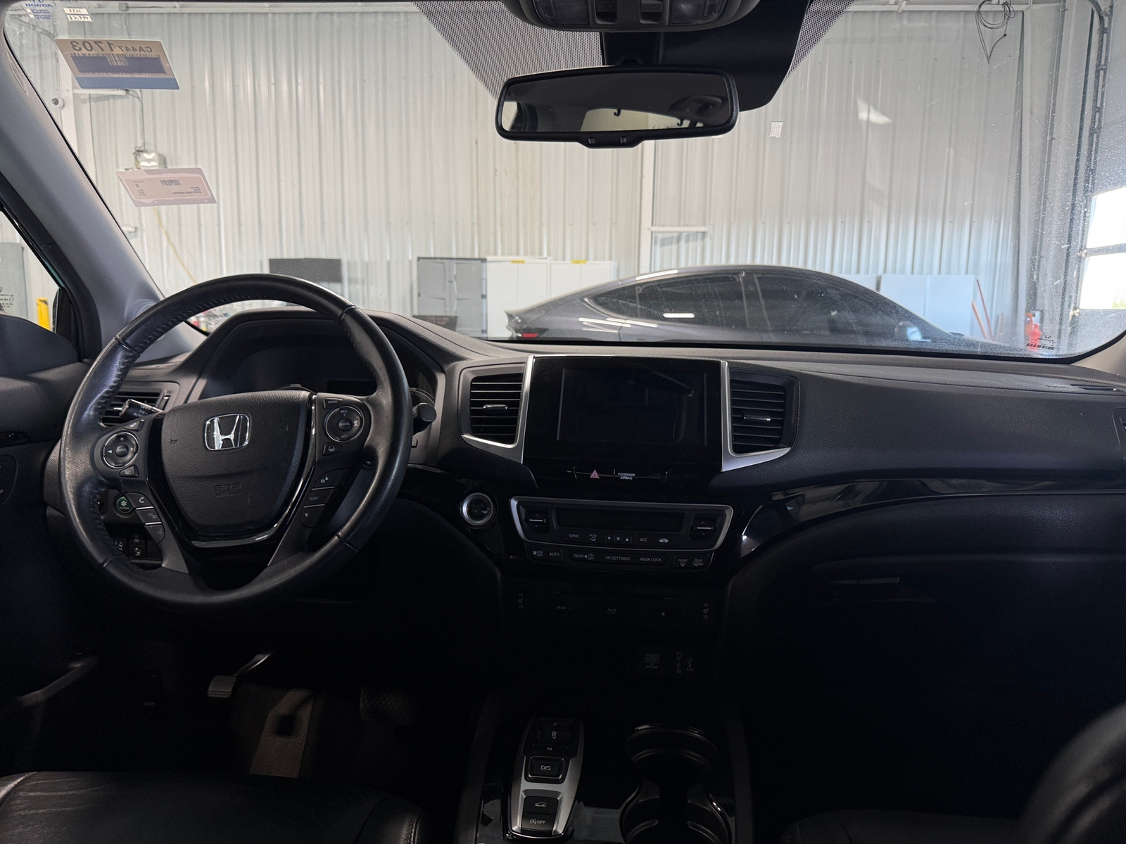 Thumbnail: 2018 Honda Pilot - 2