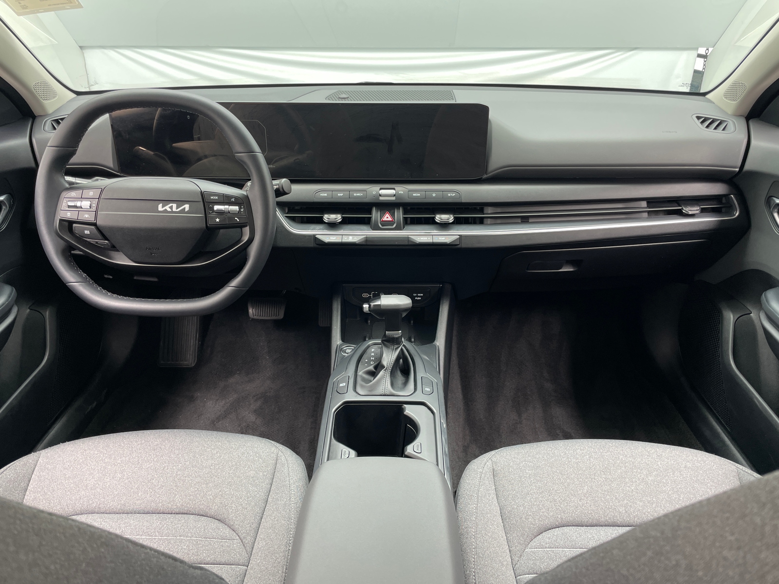 Thumbnail: 2025 Kia K4 - 3