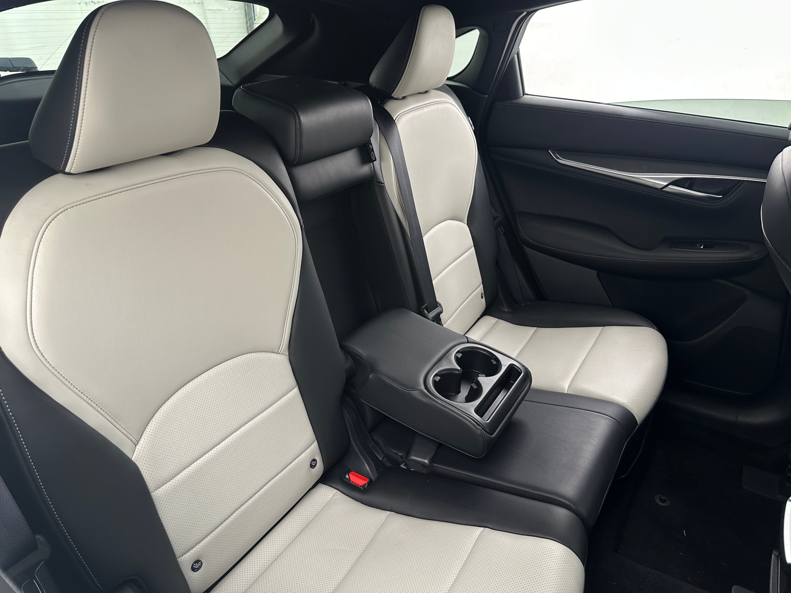 Thumbnail: 2023 INFINITI QX55 - 5