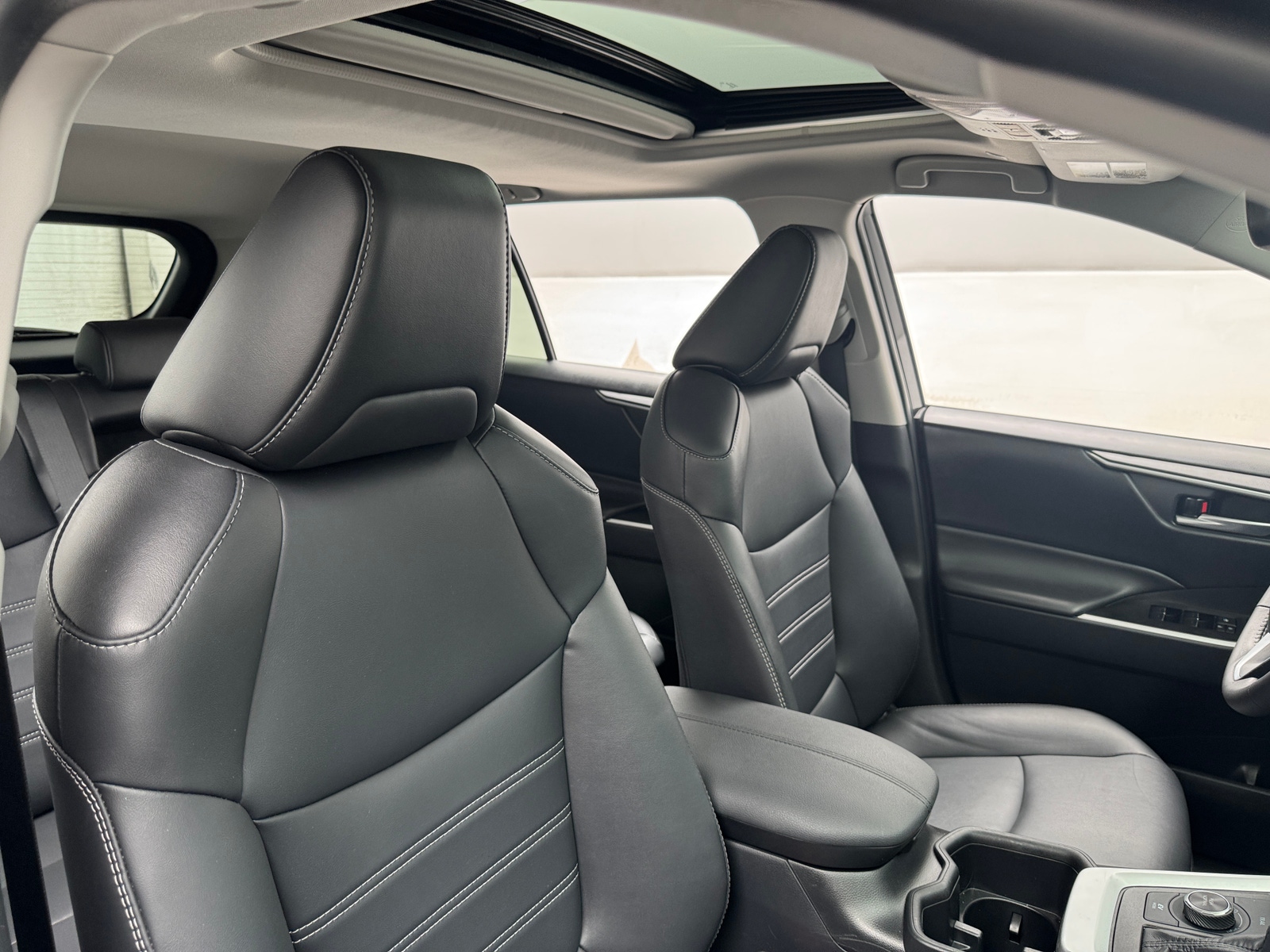 Thumbnail: 2024 Toyota RAV4 - 2