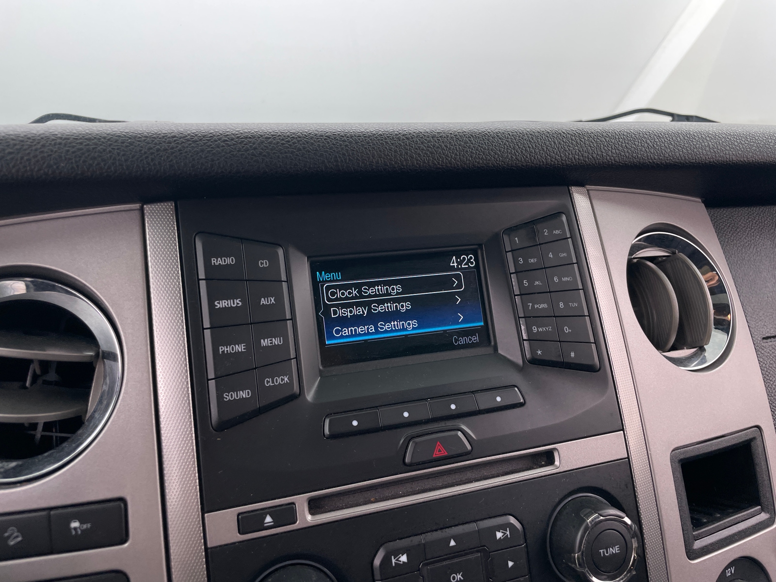 Thumbnail: 2017 Ford Expedition - 4