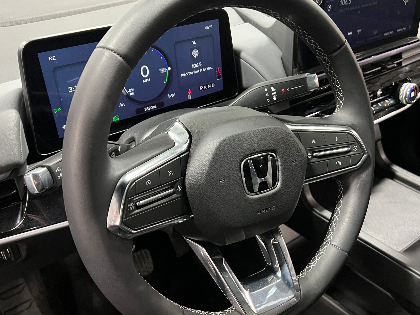 Thumbnail: 2025 Honda Prologue - 4