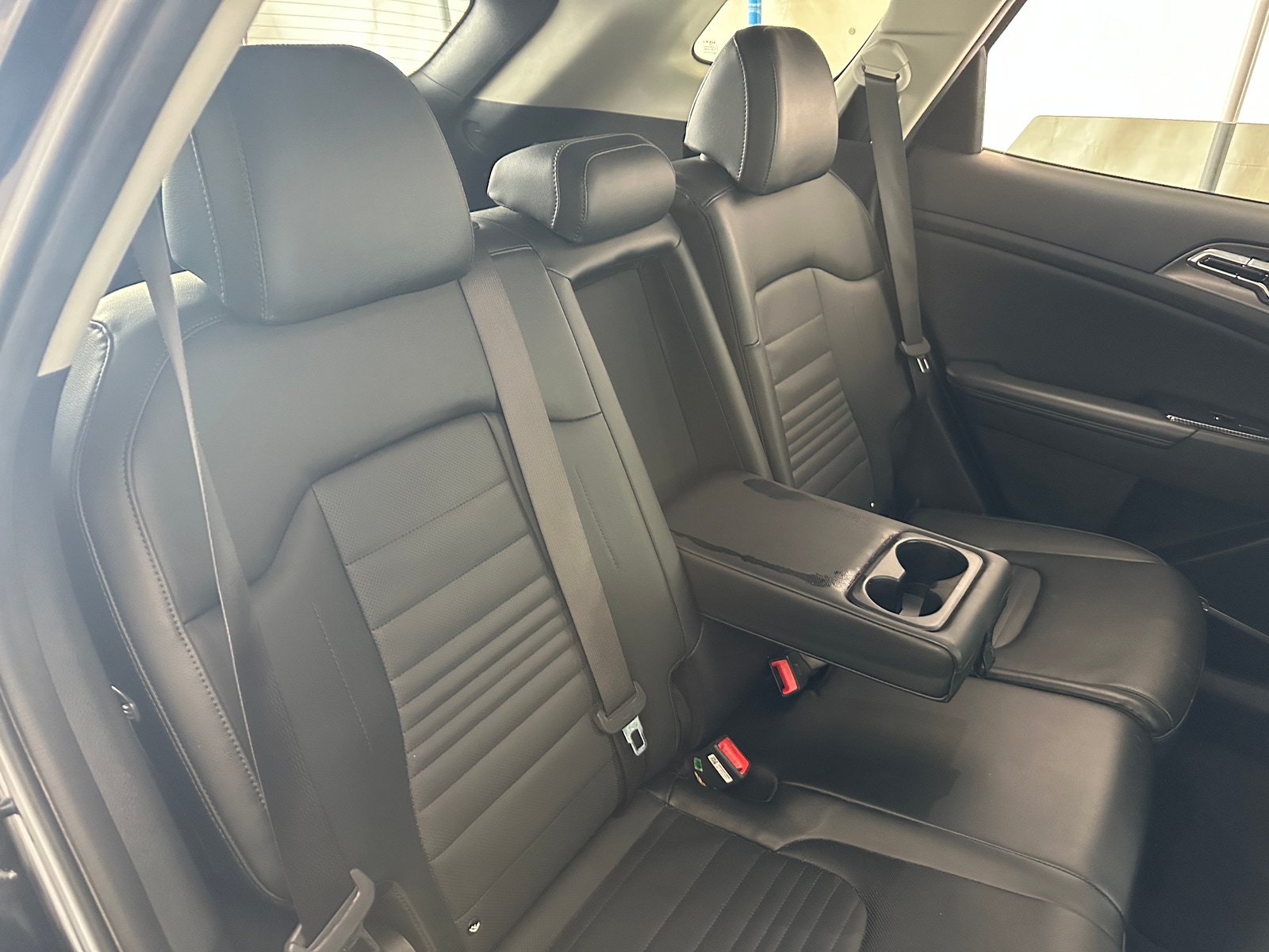 Thumbnail: 2023 Kia Sportage - 5