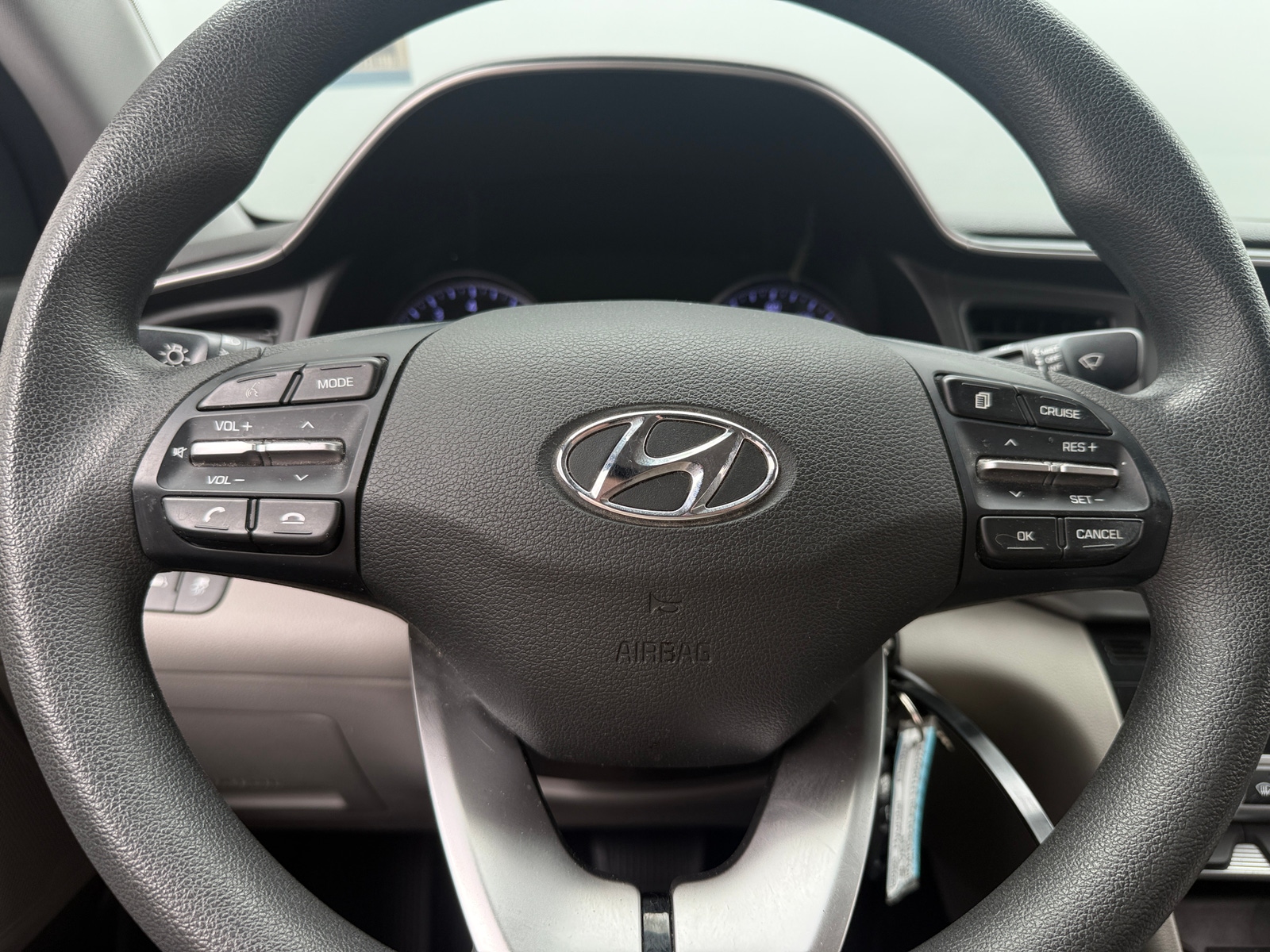 Thumbnail: 2020 Hyundai Elantra - 5