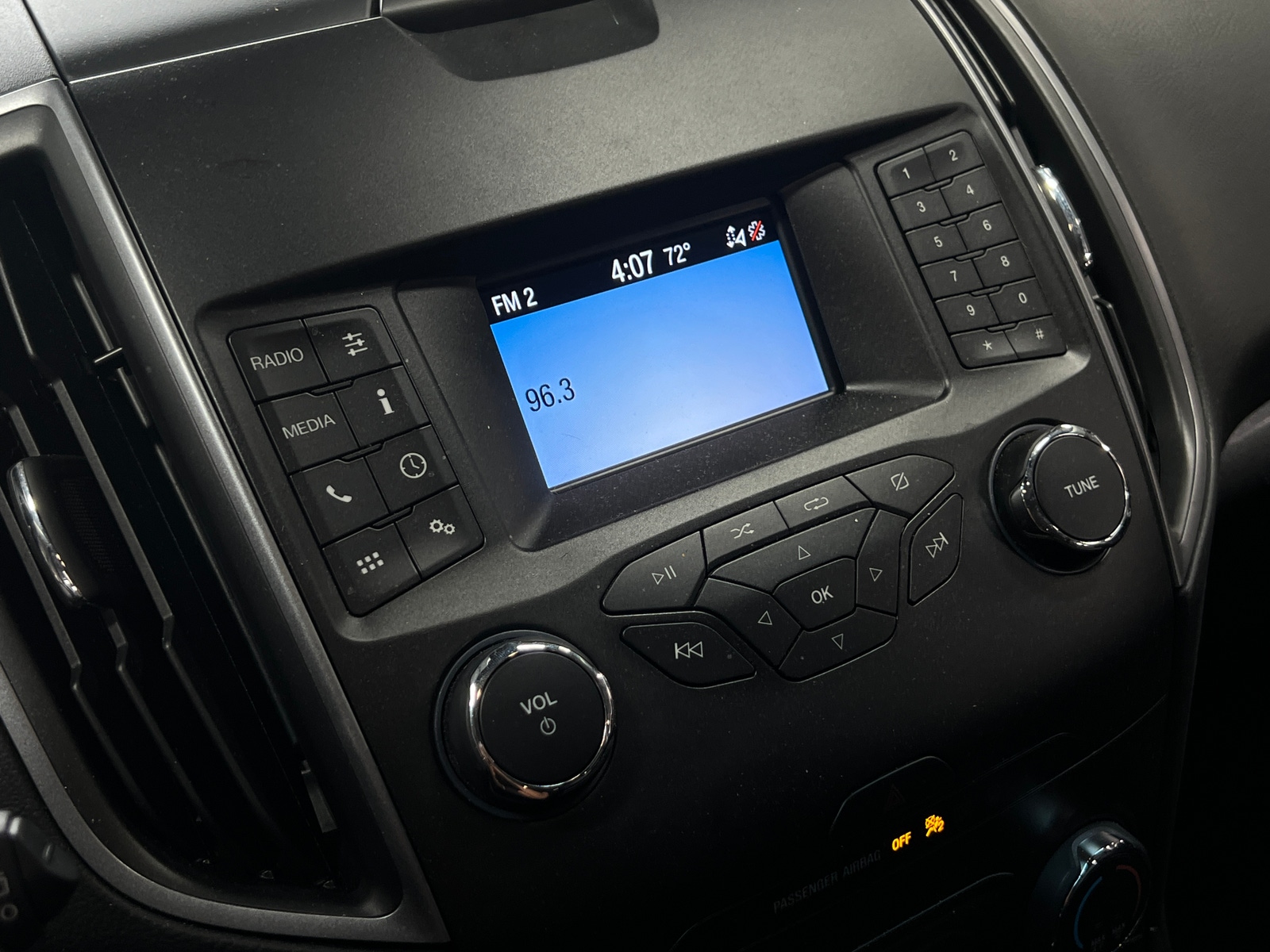 Thumbnail: 2019 Ford Edge - 4