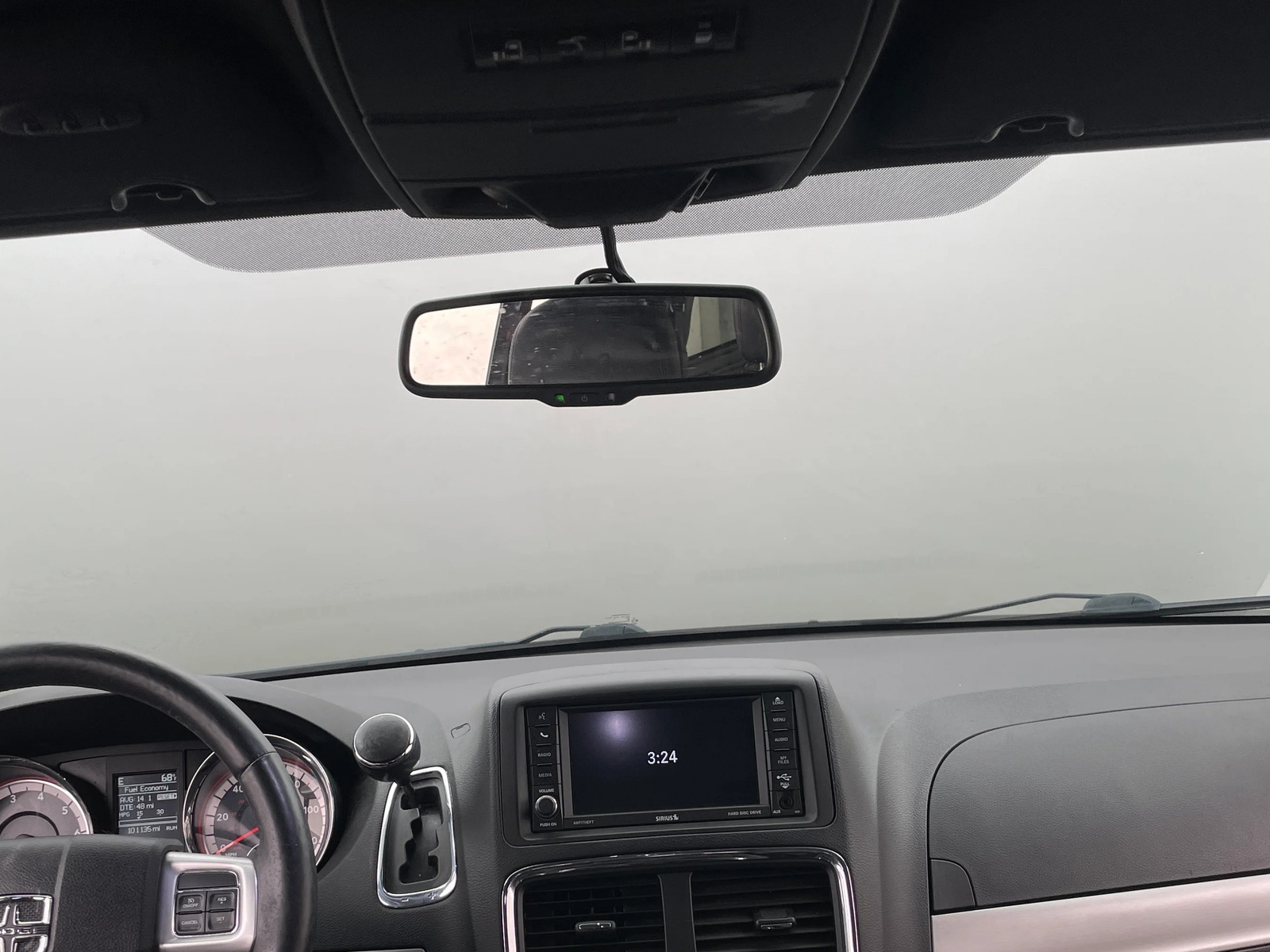 Thumbnail: 2017 Dodge Grand Caravan - 2