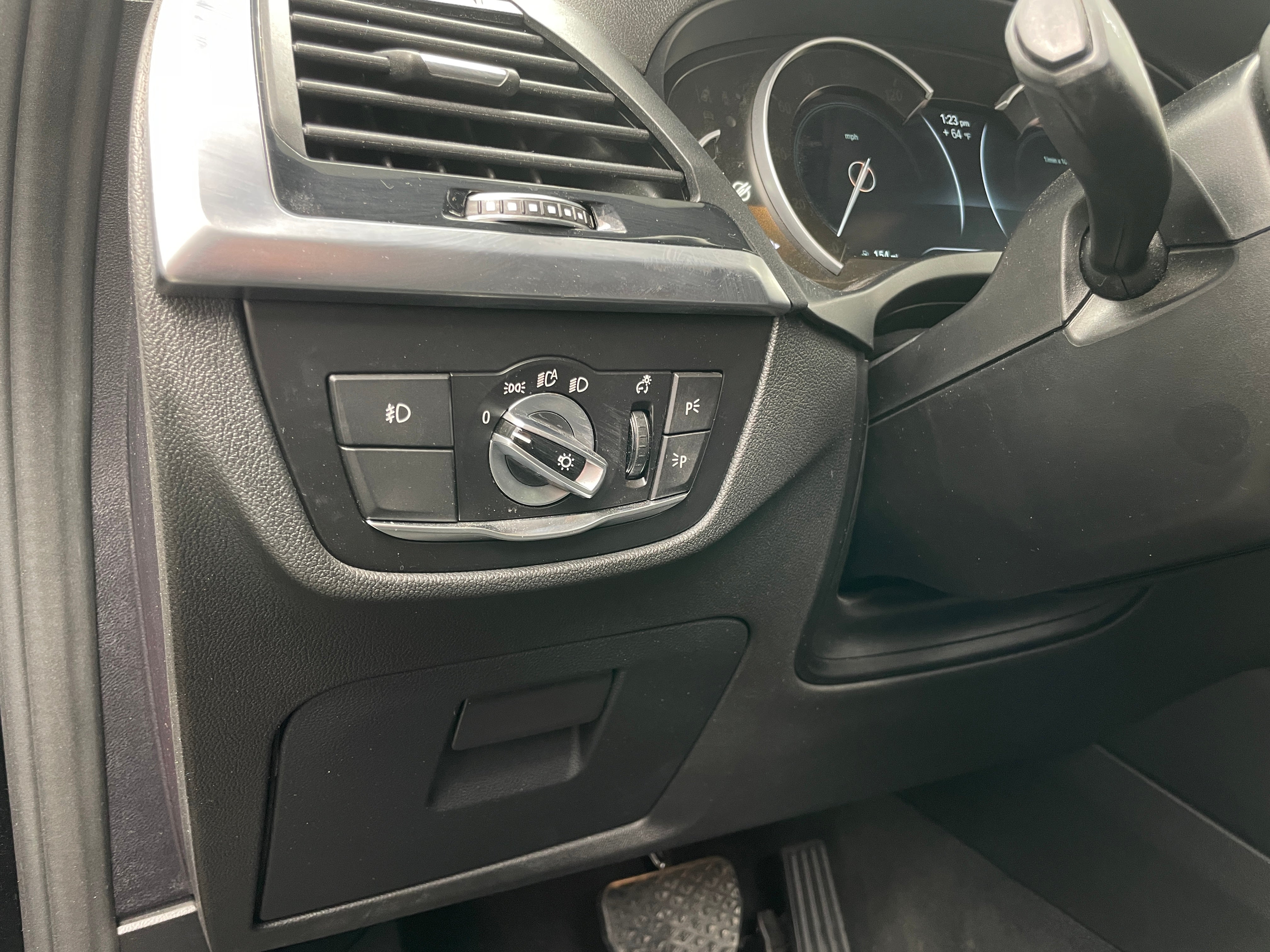 2019 BMW X3 30i - Photo 11