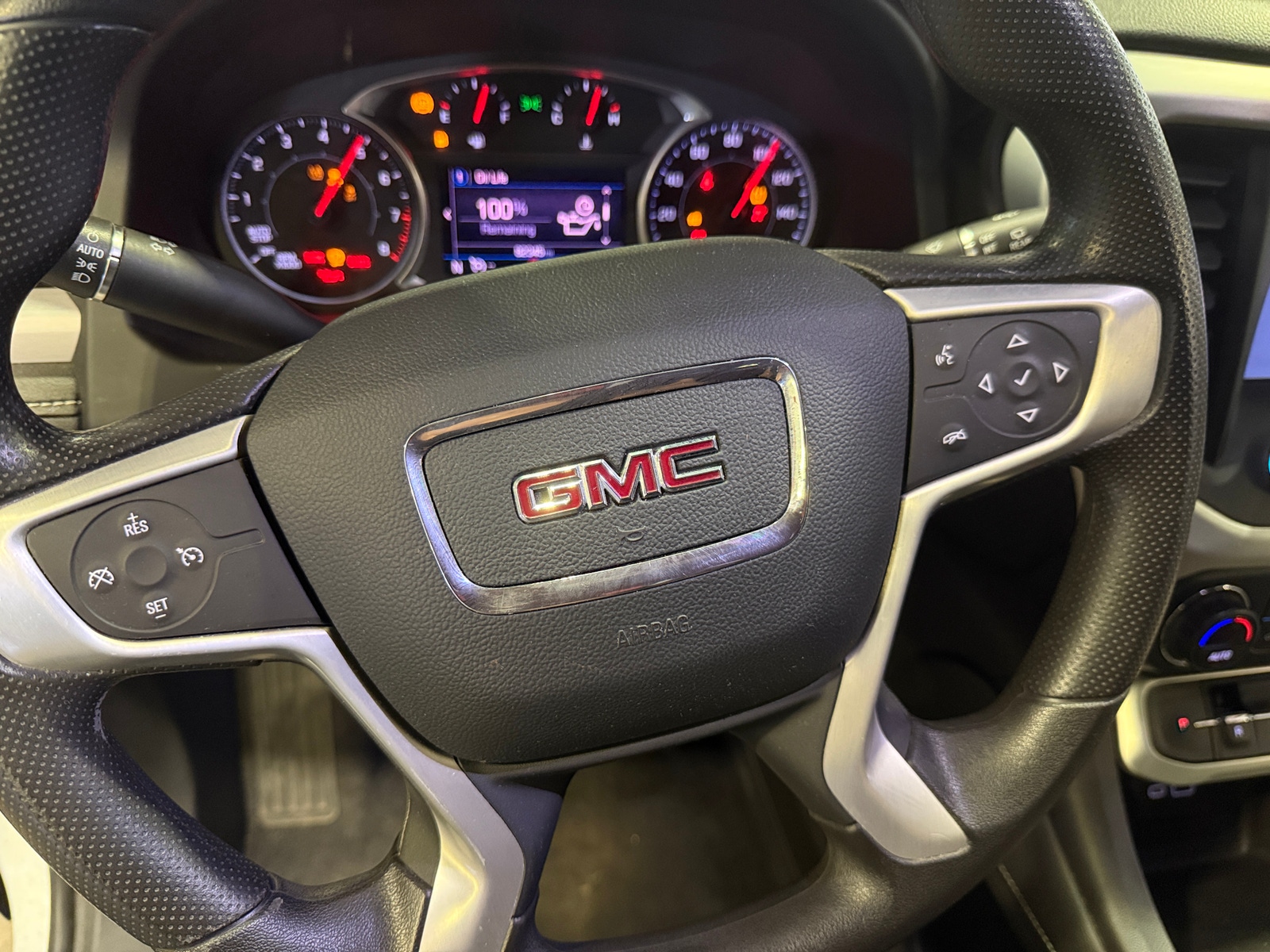 Thumbnail: 2021 GMC Acadia - 5