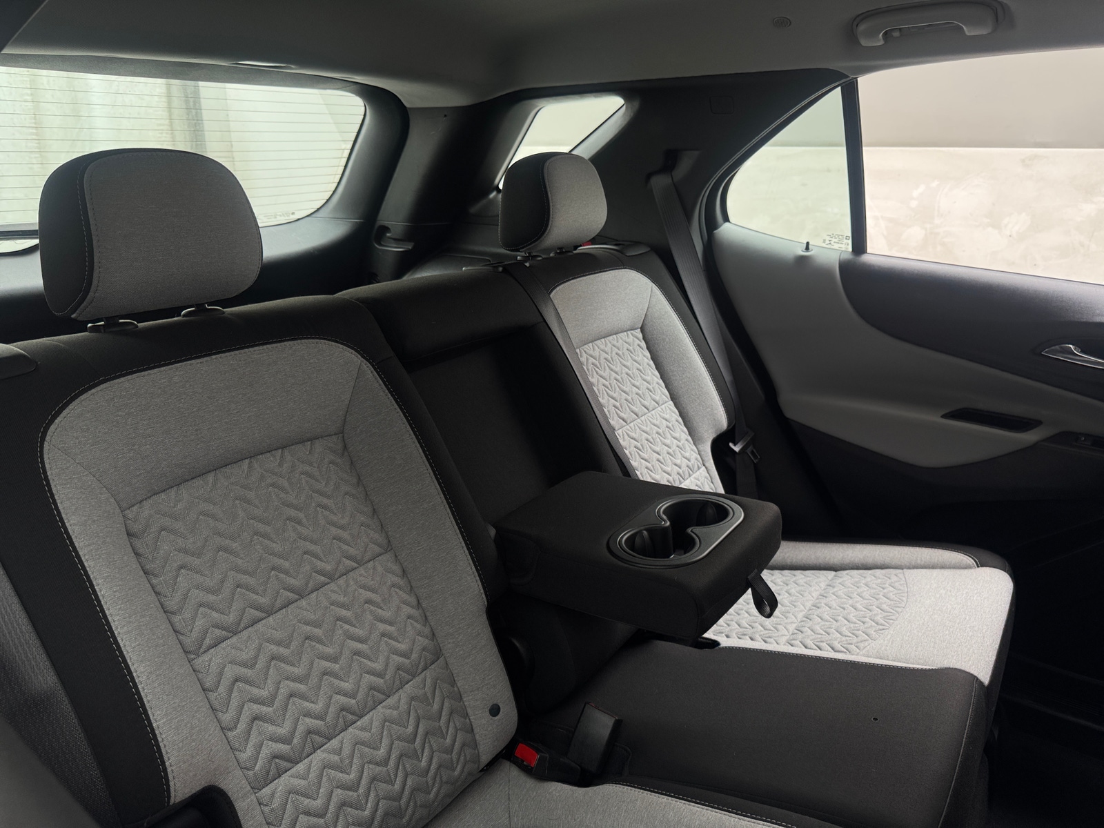 Thumbnail: 2022 Chevrolet Equinox - 6