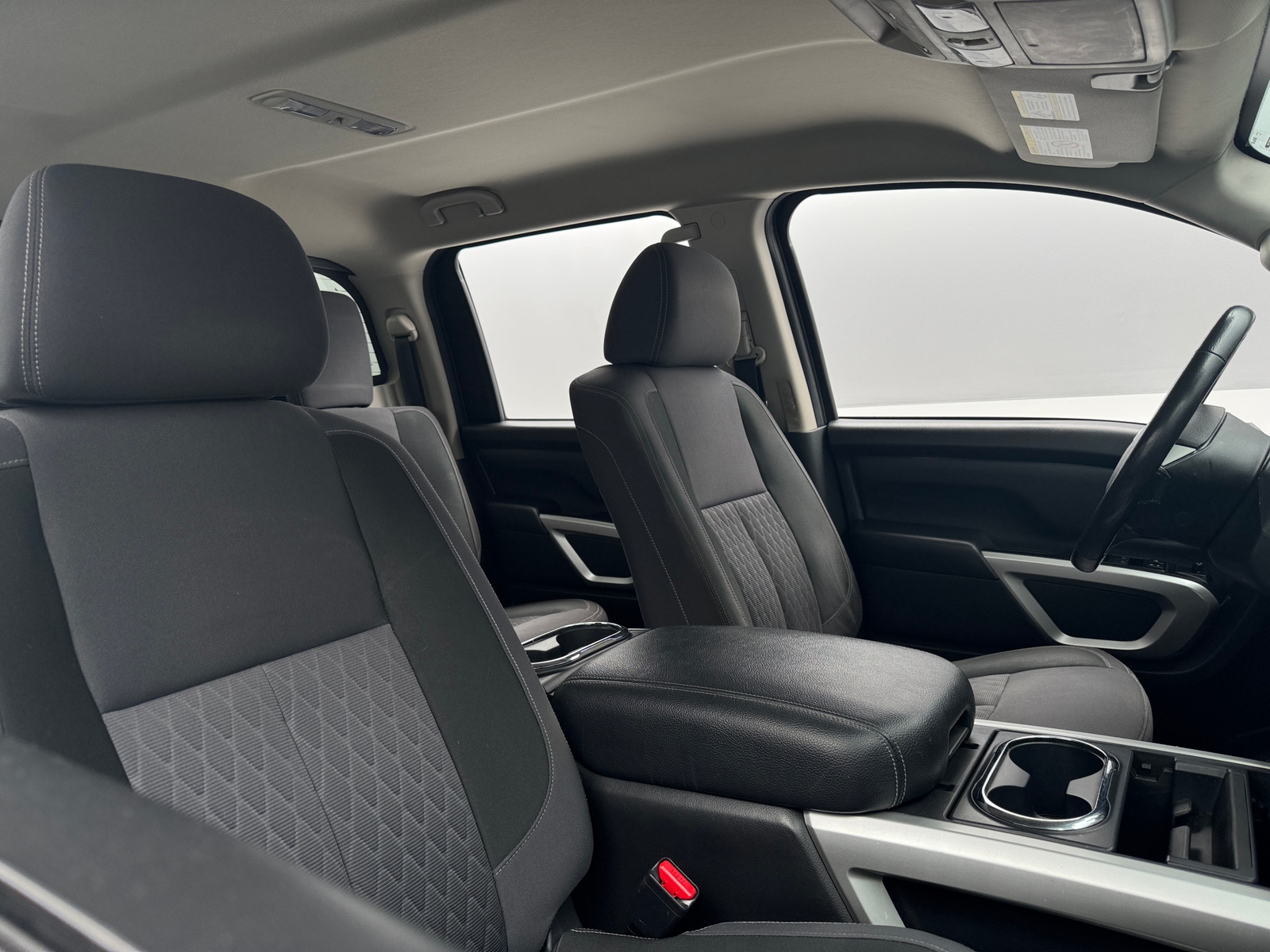 Thumbnail: 2021 Nissan Titan - 2