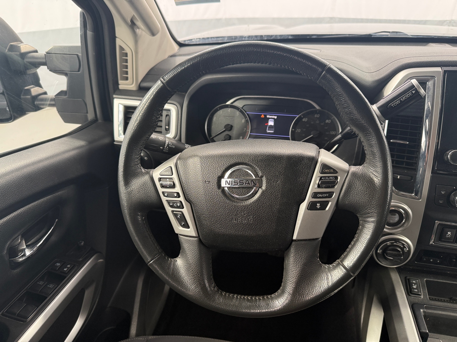Thumbnail: 2021 Nissan Titan - 5