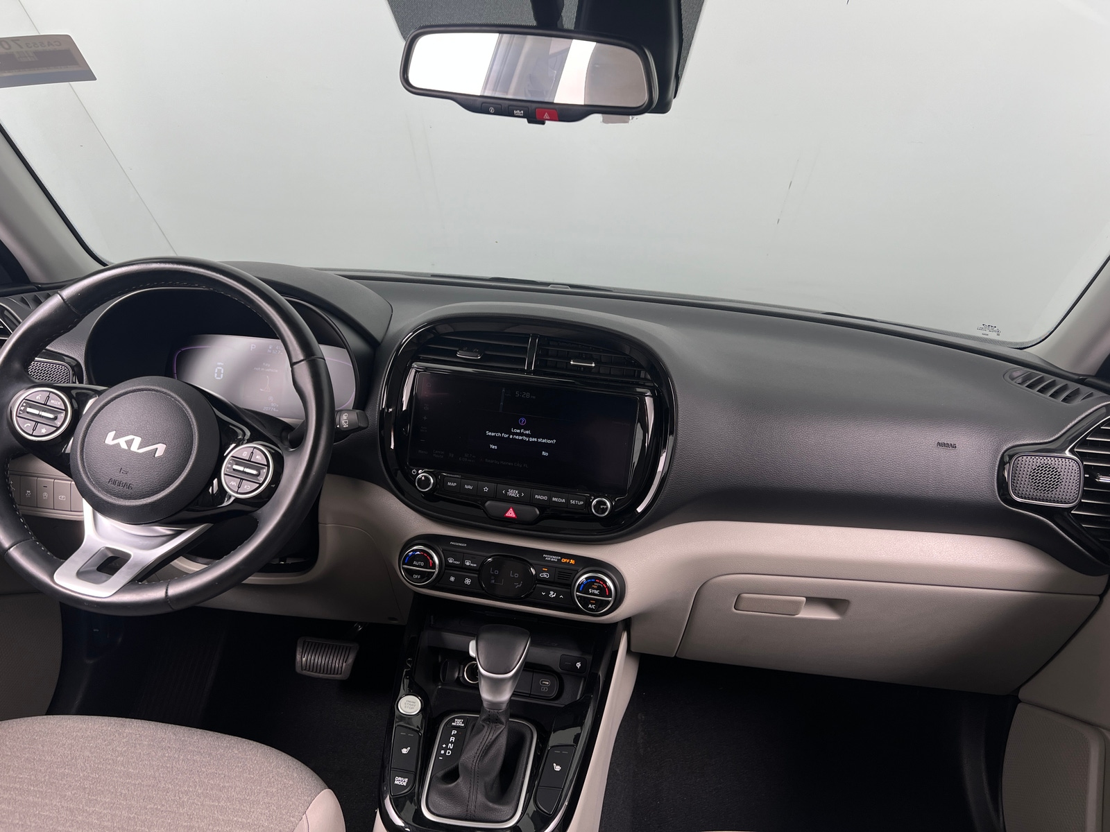 Thumbnail: 2023 Kia Soul - 3