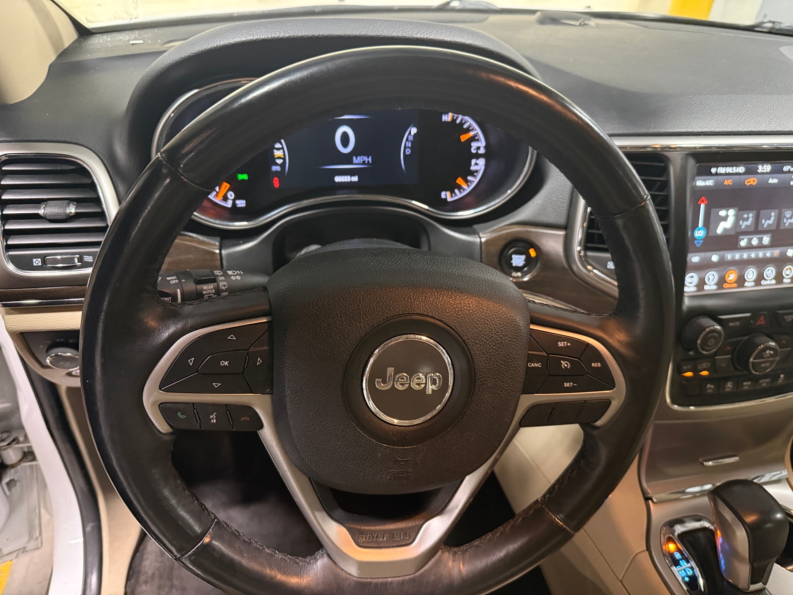 Thumbnail: 2018 Jeep Grand Cherokee - 4
