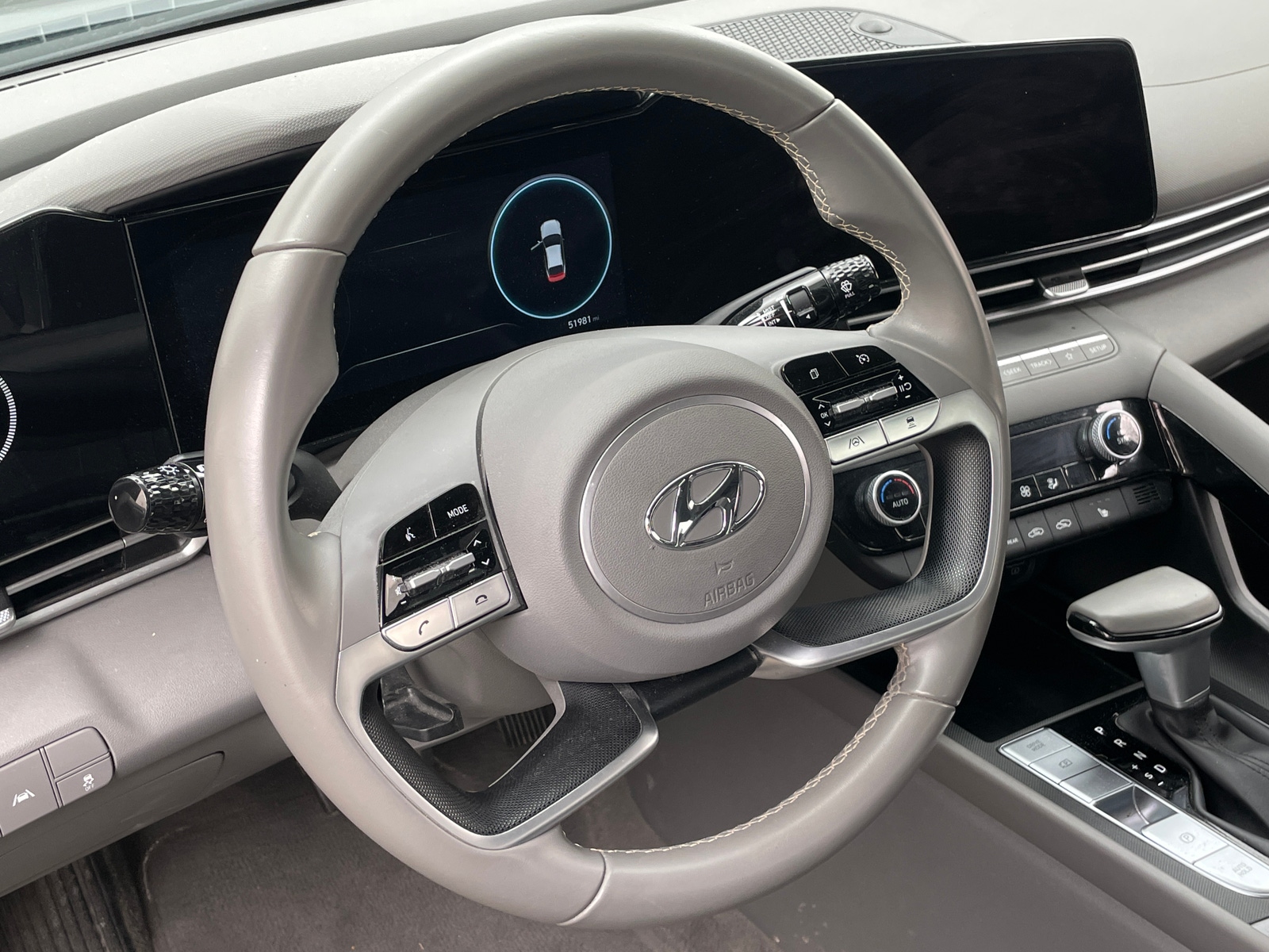 Thumbnail: 2023 Hyundai Elantra - 5