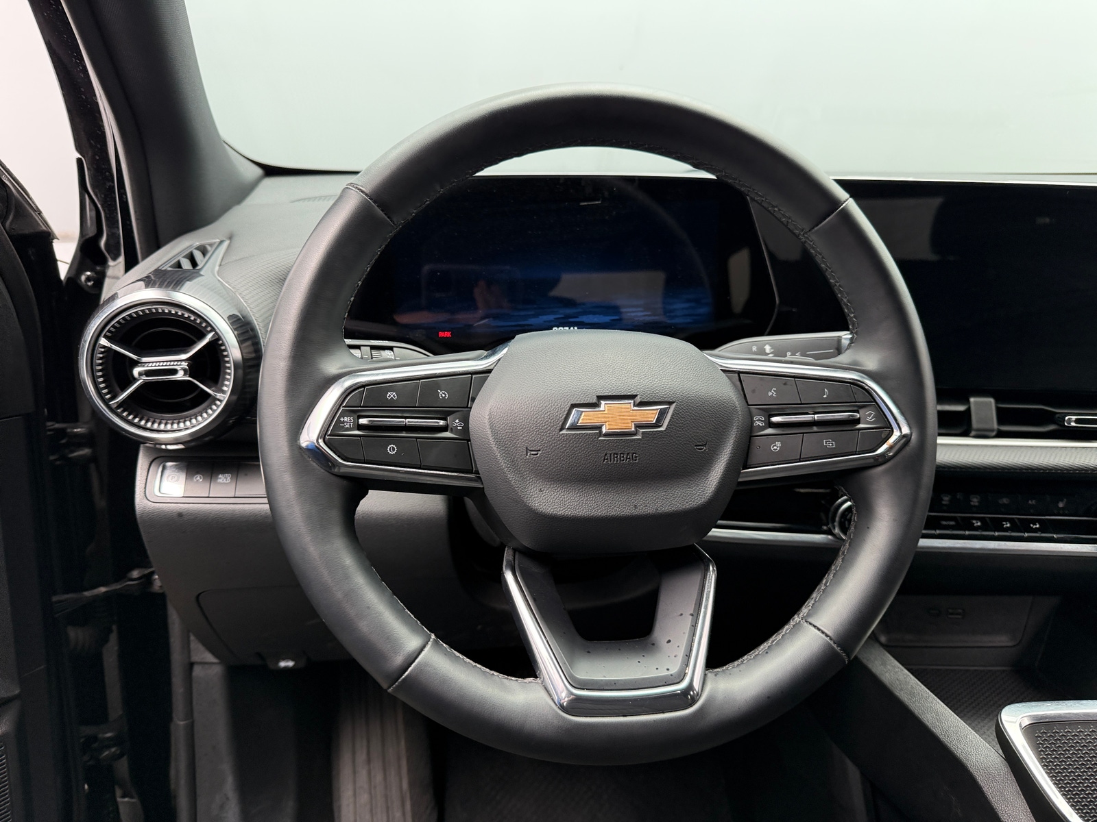 Thumbnail: 2025 Chevrolet Equinox - 5