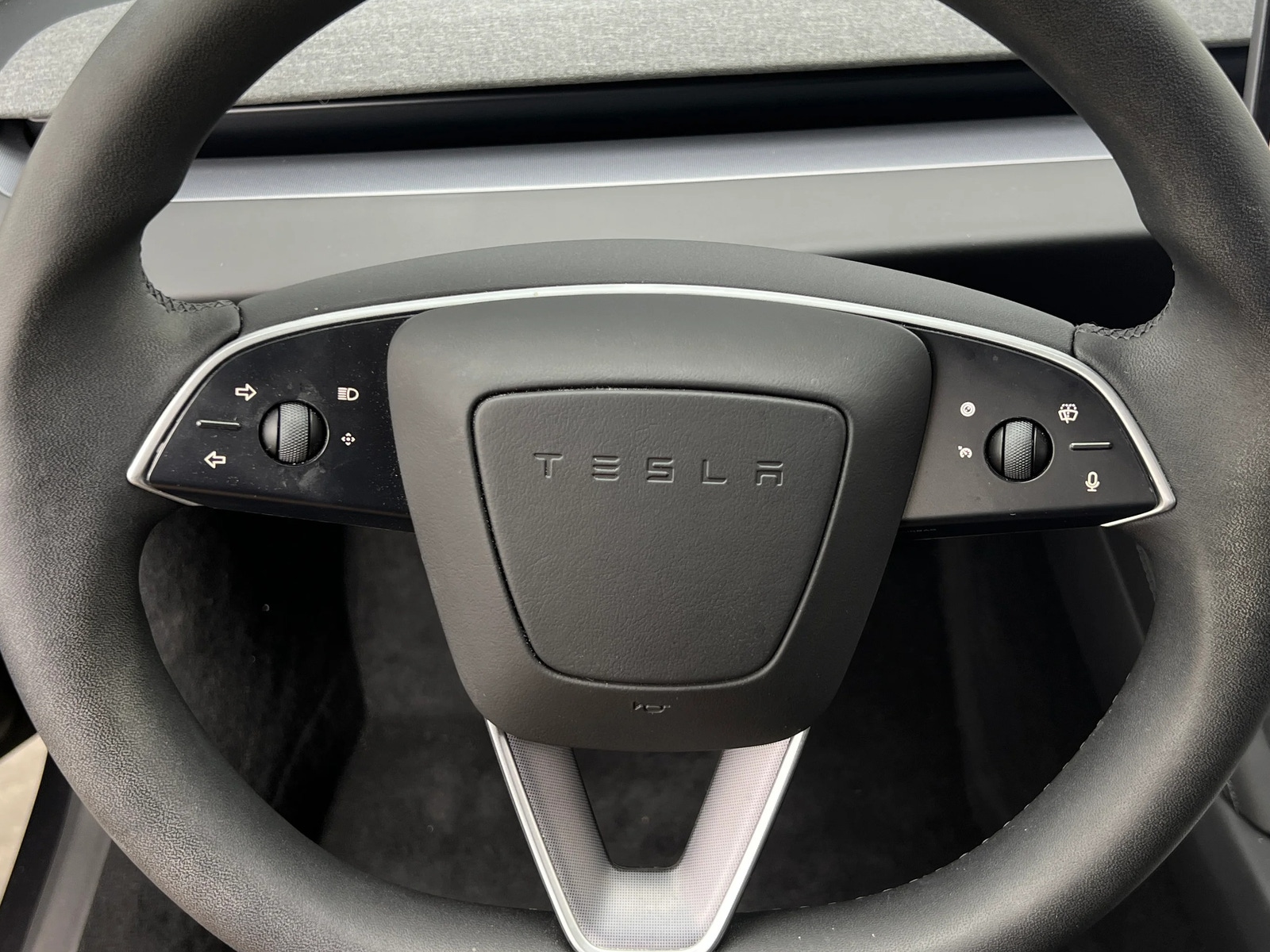Thumbnail: 2025 Tesla Model 3 - 3