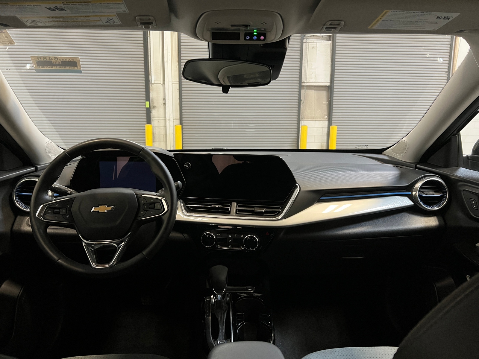 Thumbnail: 2025 Chevrolet Trax - 3
