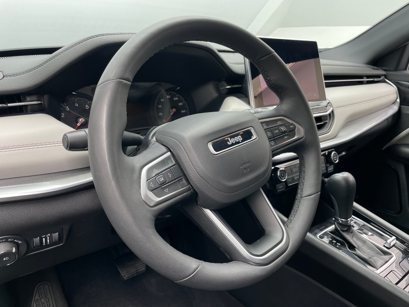 Thumbnail: 2025 Jeep Compass - 4