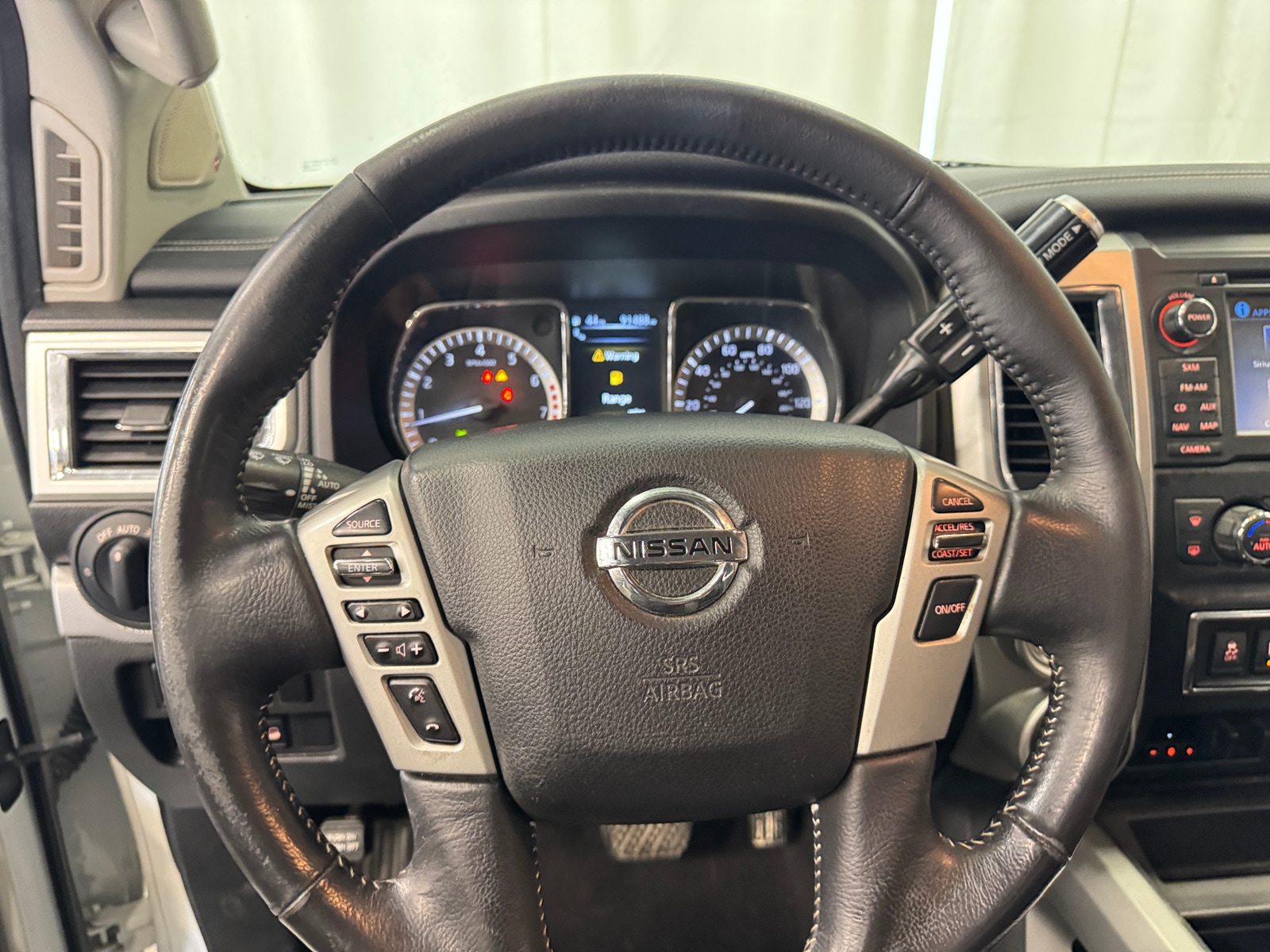 Thumbnail: 2018 Nissan Titan - 5