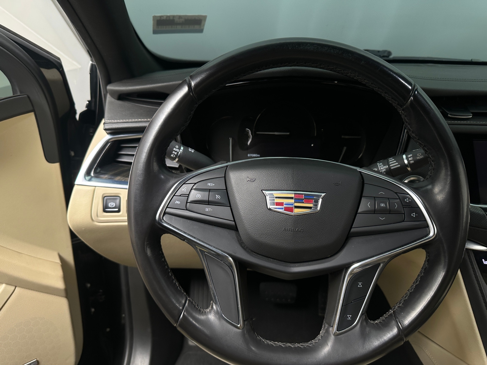 Thumbnail: 2018 Cadillac XT5 - 4