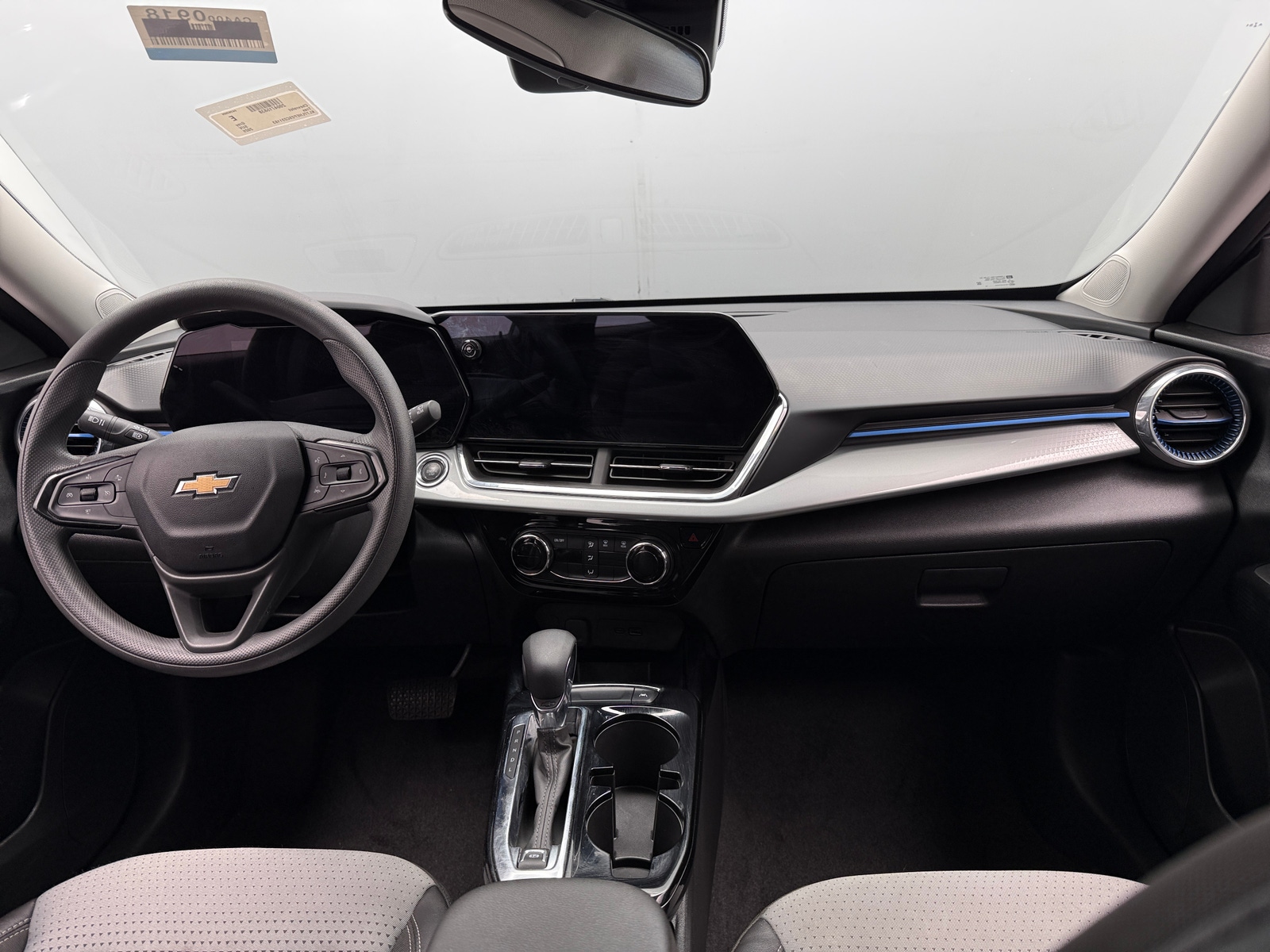 Thumbnail: 2025 Chevrolet Trax - 3