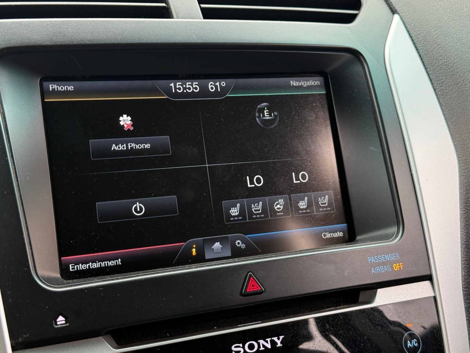 Thumbnail: 2015 Ford Explorer - 3